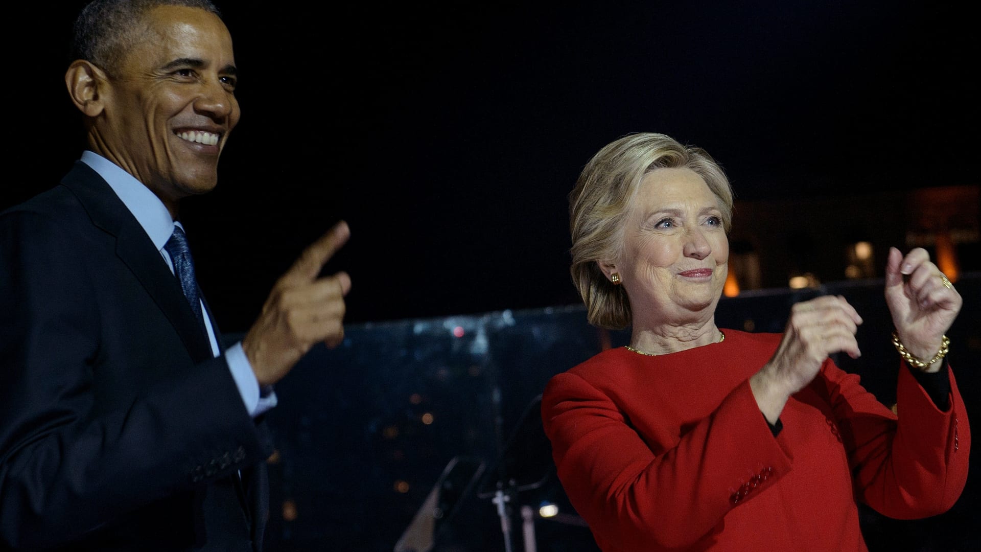 باراك وميشيل أوباما يرقصان في حفل غنائي لبيونسيه وزوجها