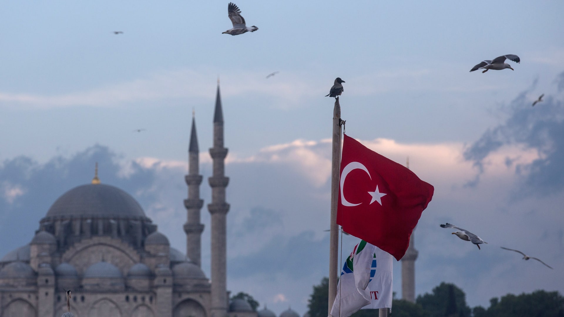 دول الخليج تتقدم على تركيا في مؤشر الرخاء العالمي