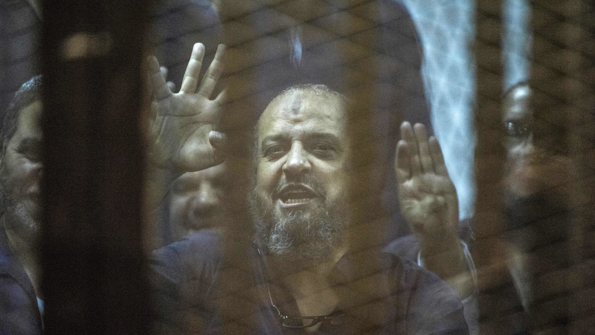 طارق رمضان حفيد مؤسس الإخوان بإجازة بعد مزاعم اغتصاب