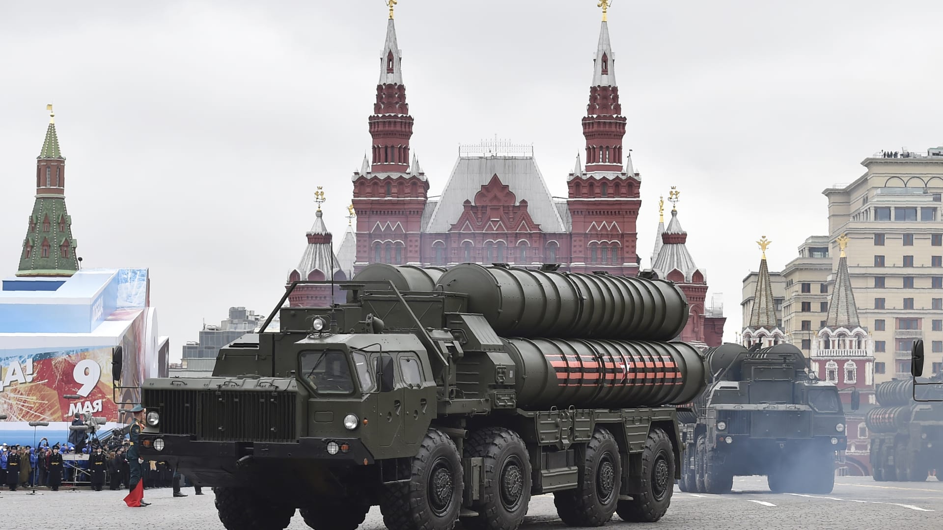 السعودية تشتريها من روسيا.. ماذا تعرف عن منظومة صواريخ S-400؟
