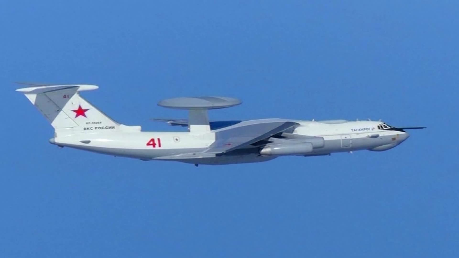 طلقات تحذيرية ومجابهة نادرة.. مقاتلات كوريا الجنوبية تواجه طائرة روسية