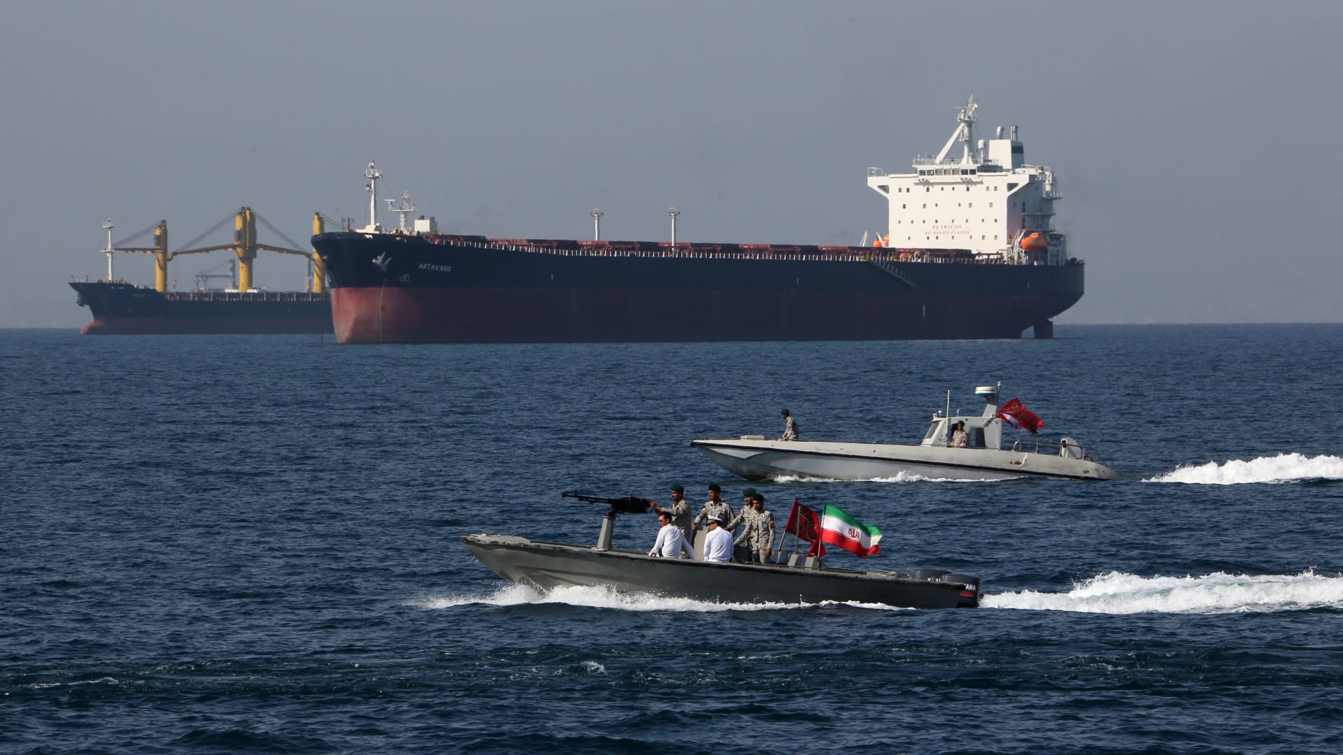 بومبيو يؤكد قدرة بناء تحالف بحري في الخليج: احموا مصالحكم
