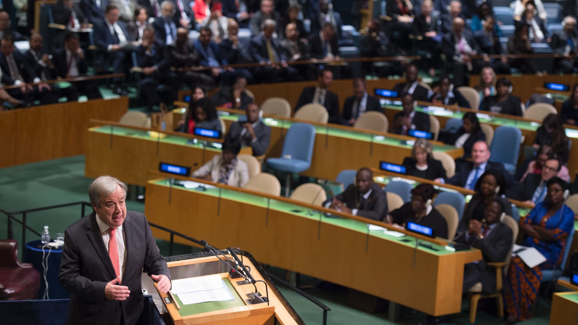 مسؤول بالأمم المتحدة يكشف لـCNN تكلفة الفساد بالدول العربية