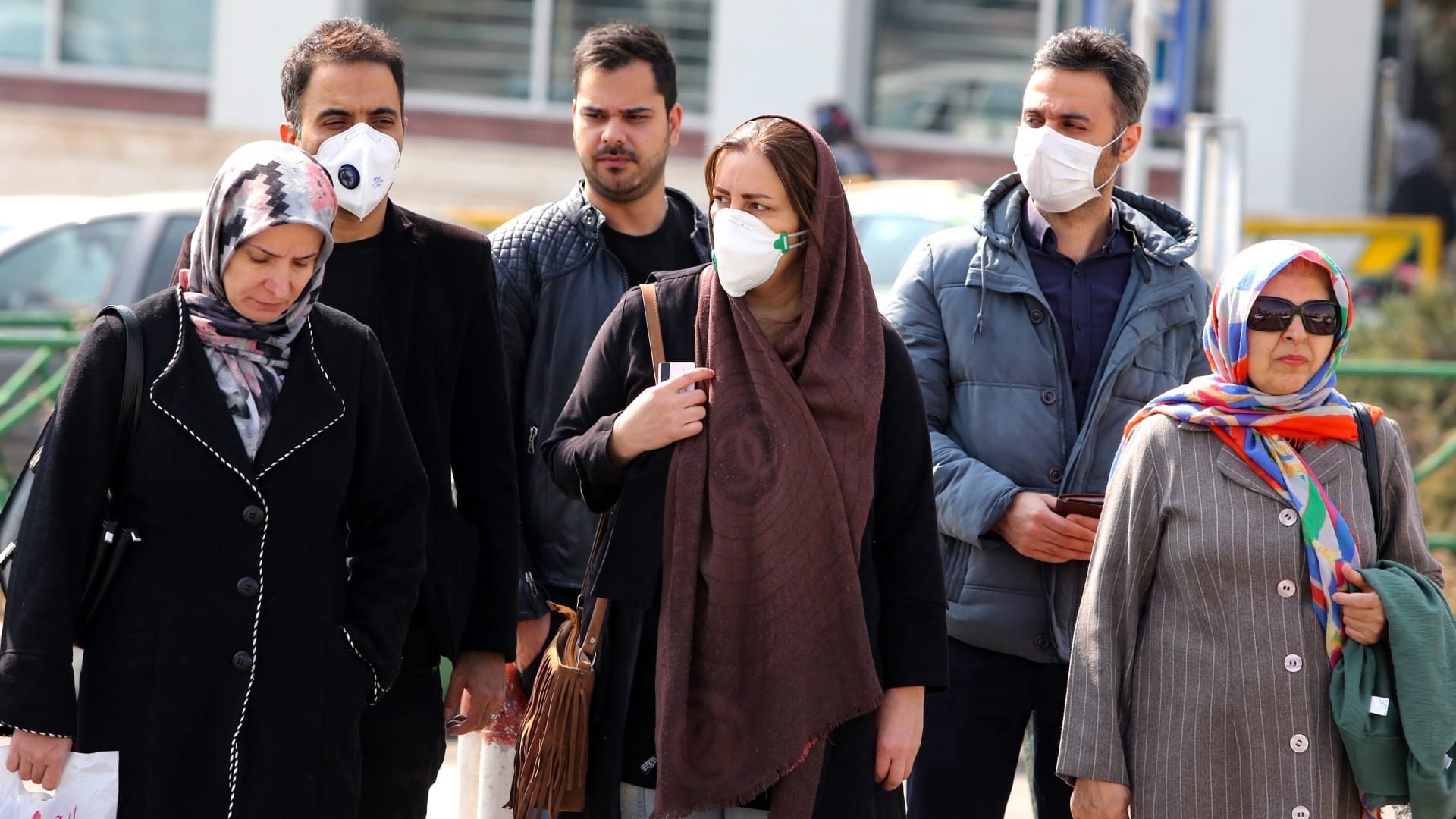 إصابات فيروس كورونا في إيطاليا الأكبر خارج آسيا.. والسلطات تبحث عن "المريض صفر"