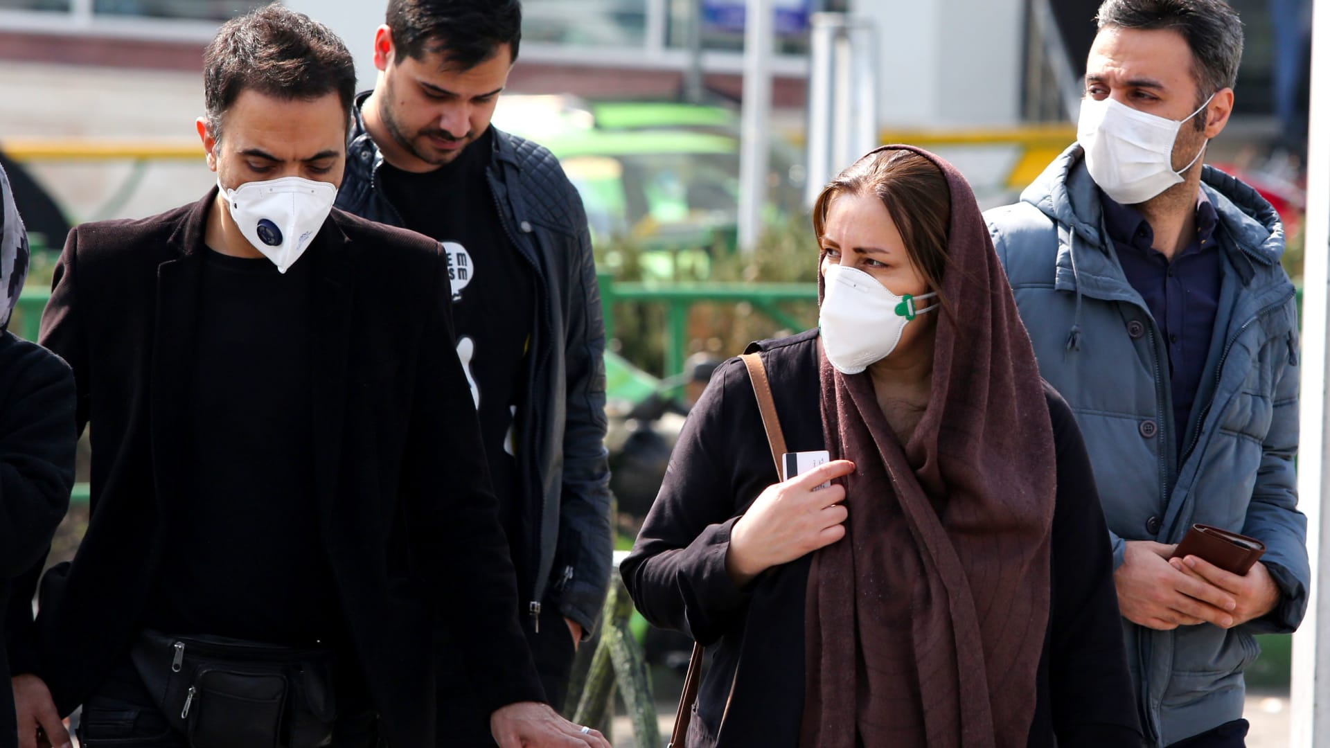فيروس كورونا في ايران يسبب حالة من عدم اليقين والخوف
