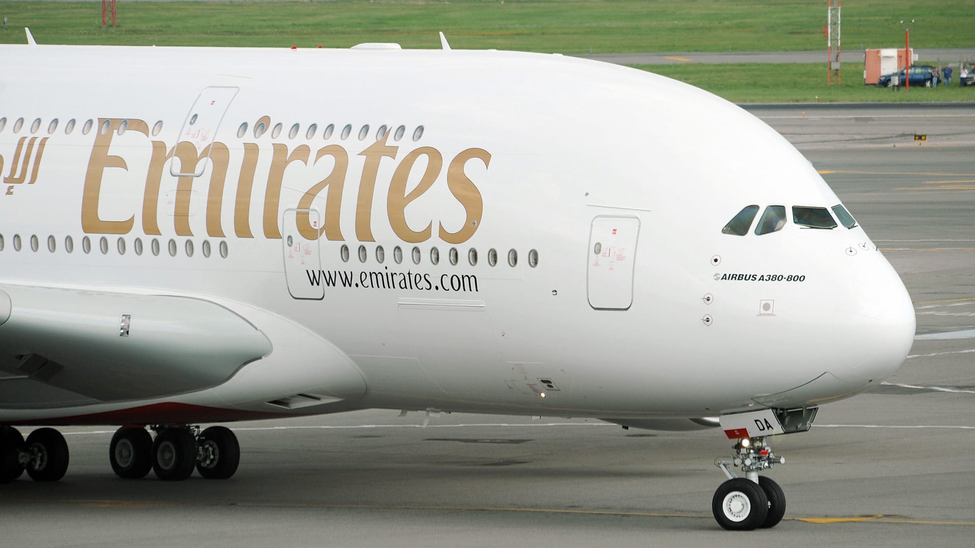 رئيس طيران الإمارات يتحدث لـCNN عن تأثر الشركة بعد حادثة بوينغ