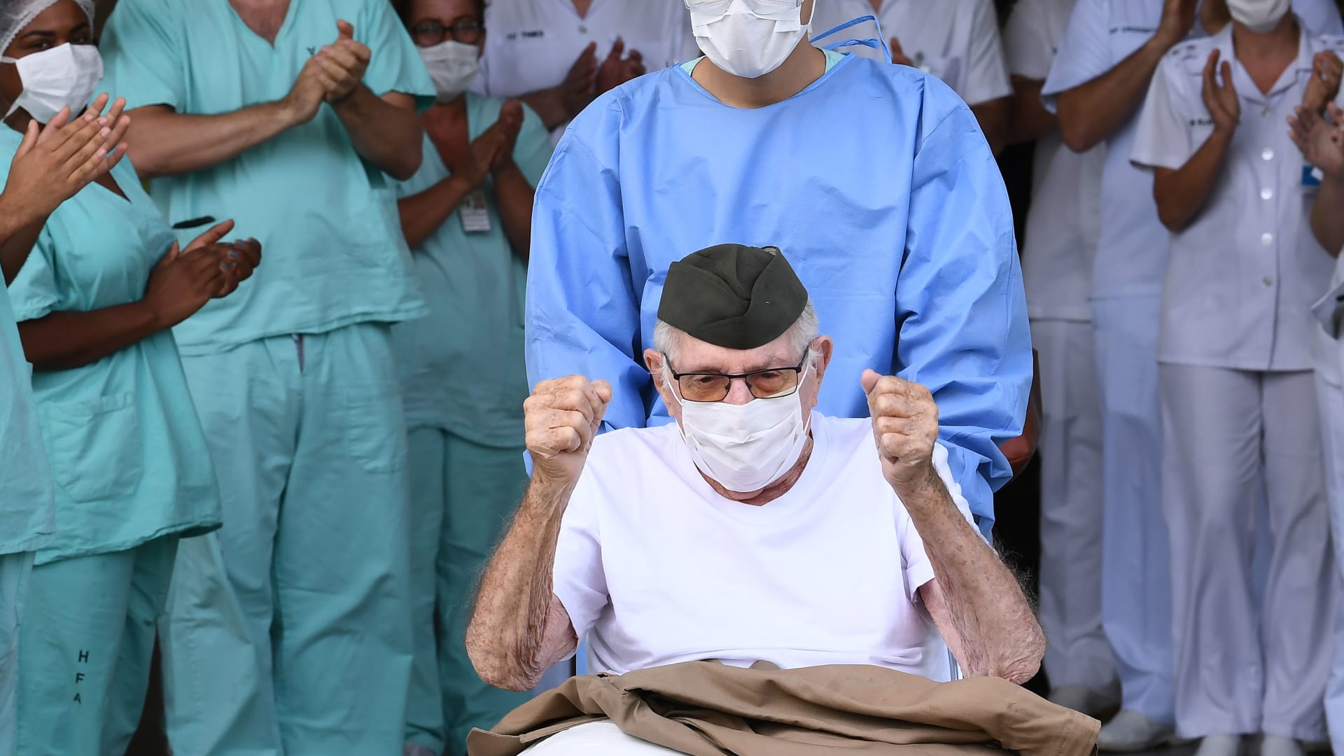 امرأة تبلغ من العمر 97 عاماً تصبح أكبر ناجية من فيروس كورونا في البرازيل