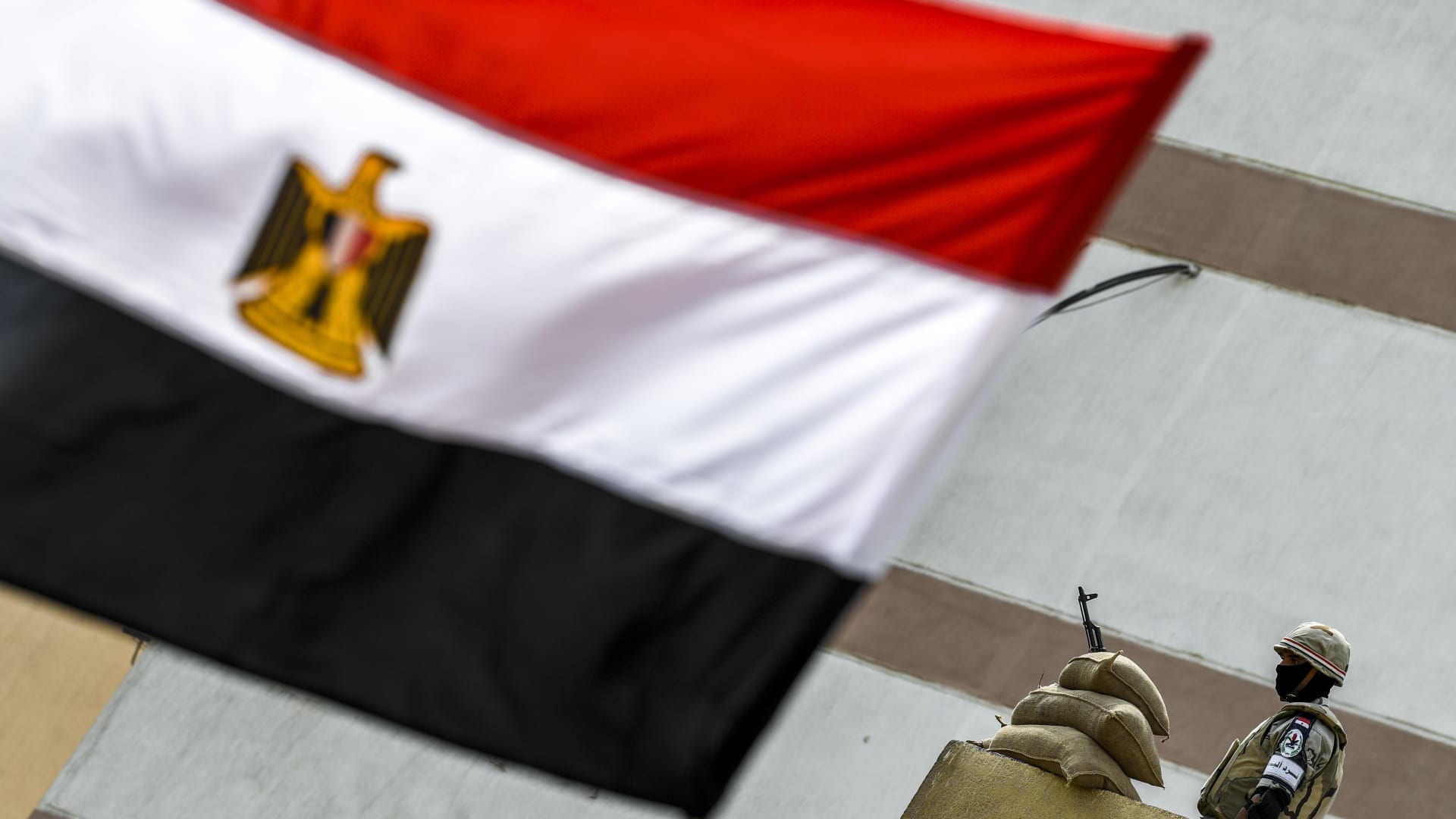 صراع حفتر و"الوفاق الوطني" في ليبيا.. كل ما قد يجب أن تعرفه