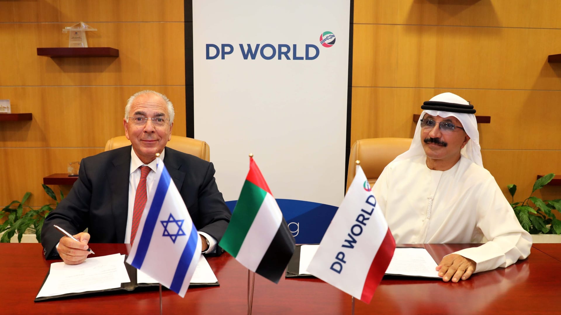 ما هي تأثيرات صفقات الإمارات وإسرائيل التجارية؟