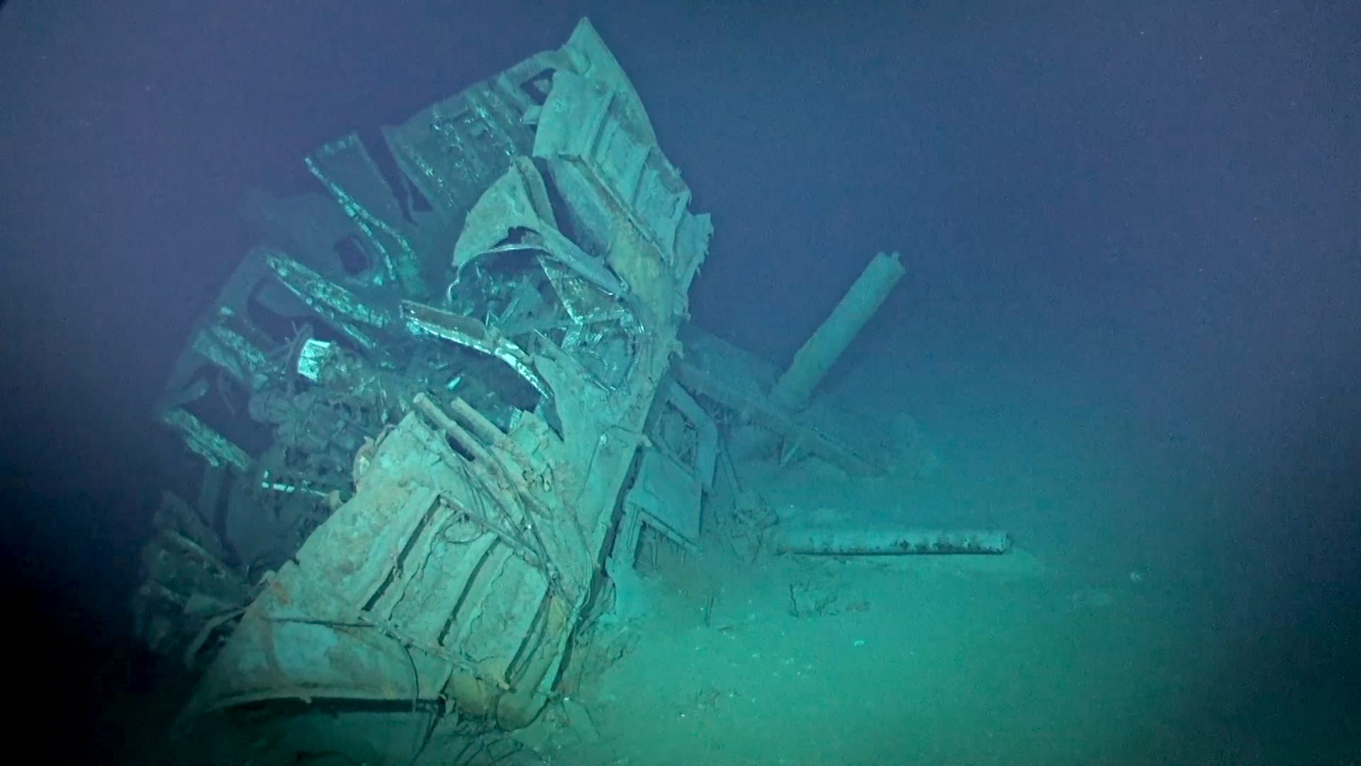 أول متحف تحت الماء في اليونان يتيح للسياح اكتشاف حطام سفينة عمره 2500 عام