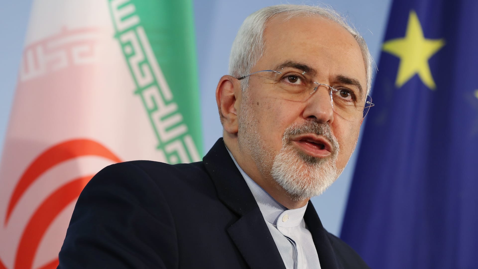 إيران تترقب نتائج الانتخابات الرئاسية ورئيسي الأوفر حظًا