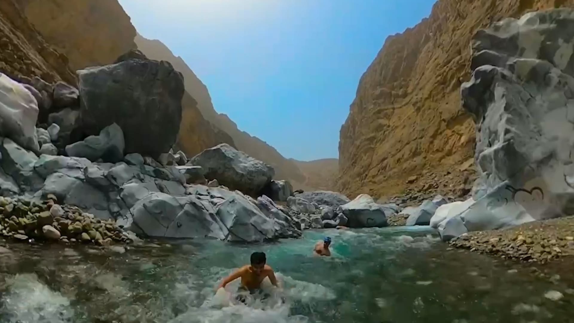 وادي ضيقة في سلطنة عمان