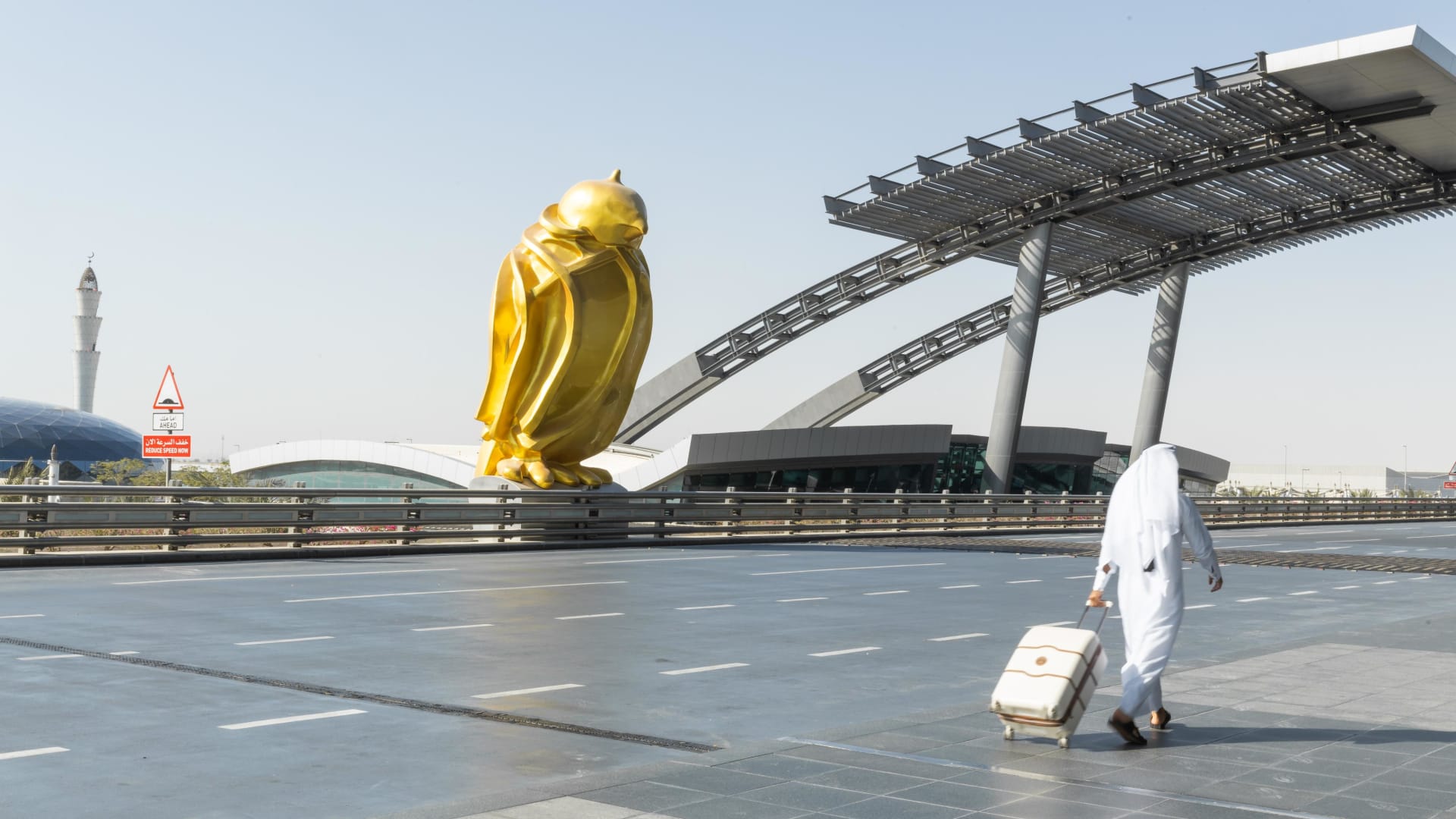 منها سجادة مصنوعة من 1.5 مليون لؤلؤة في قطر.. لماذا يُعتبر اللؤلؤ رمزًا كبيرًا لقطر؟