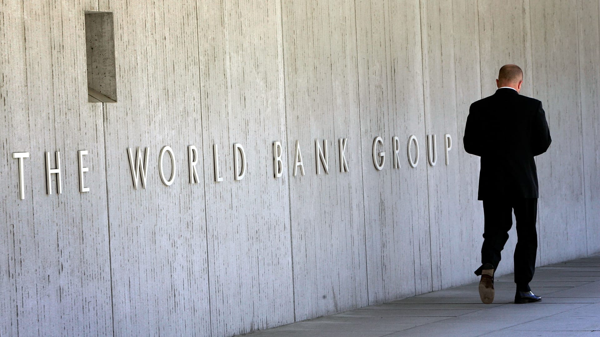 ما هو "معمل البلوك تشين"؟ ولما أنشأه البنك الدولي؟