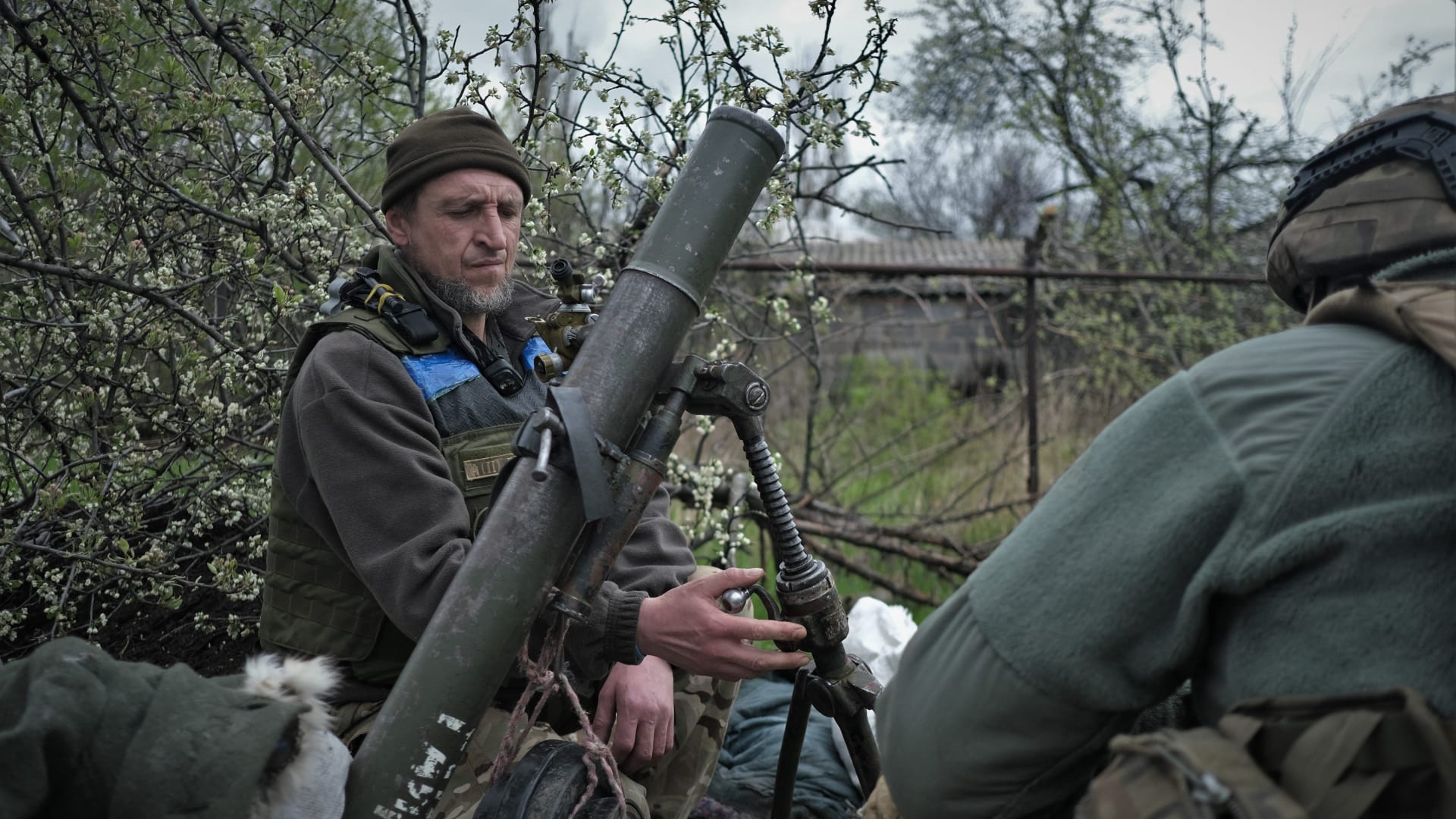 شاهد كيف تشجع روسيا رجالها على القتال في أوكرانيا