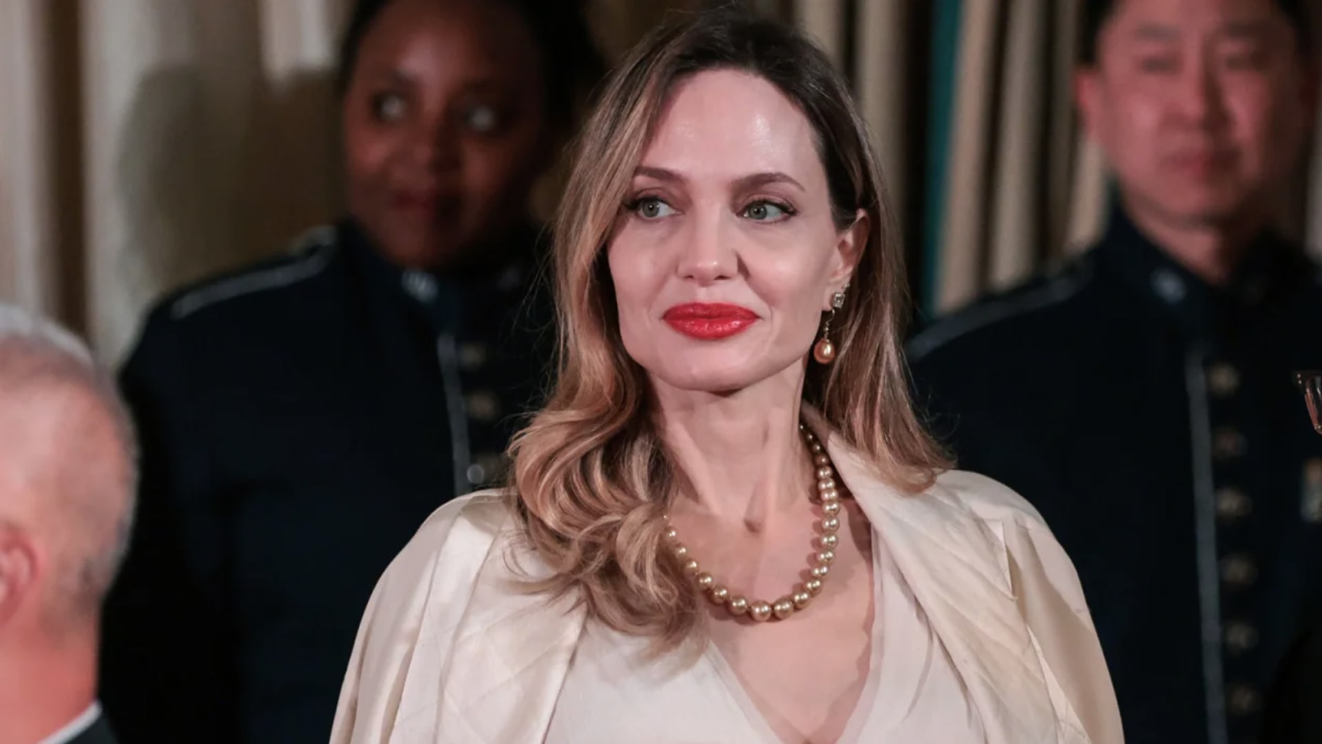 أنجلينا جولي تطلق علامتها التجارية الخاصة Atelier Jolie.. لماذا؟ CNN