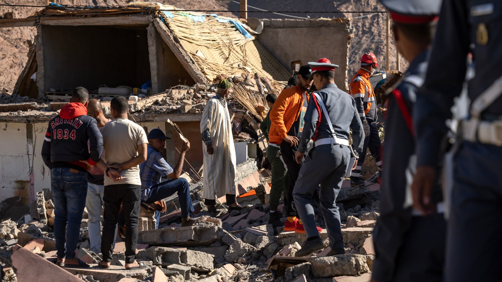 مشاهد صادمة.. فيديو يظهر الدمار الواسع لأميال الذي خلفه زلزال المغرب