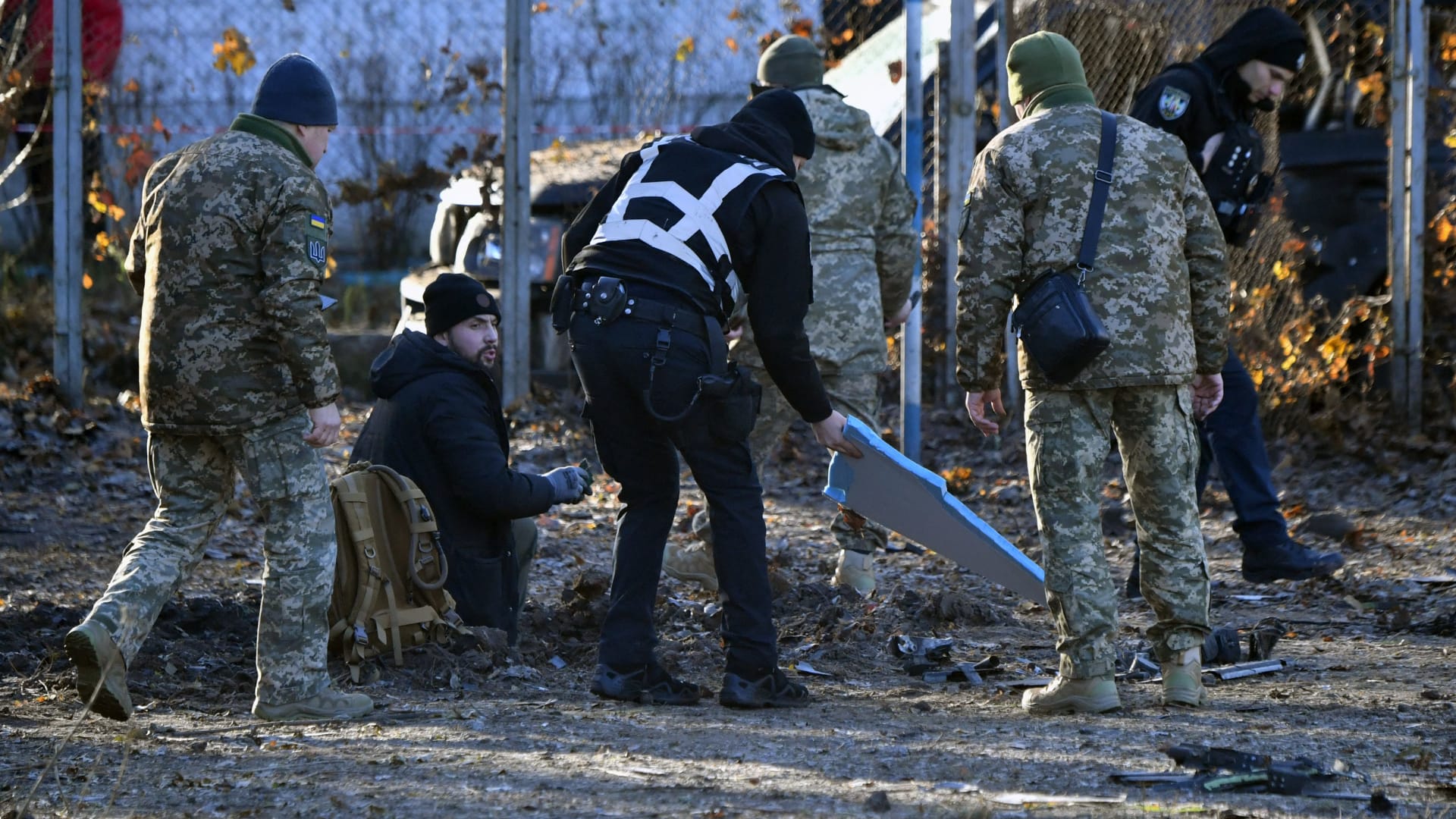 قتال عنيف على الجبهة الجنوبية لأوكرانيا.. وهجمات "درون" روسية متواصلة