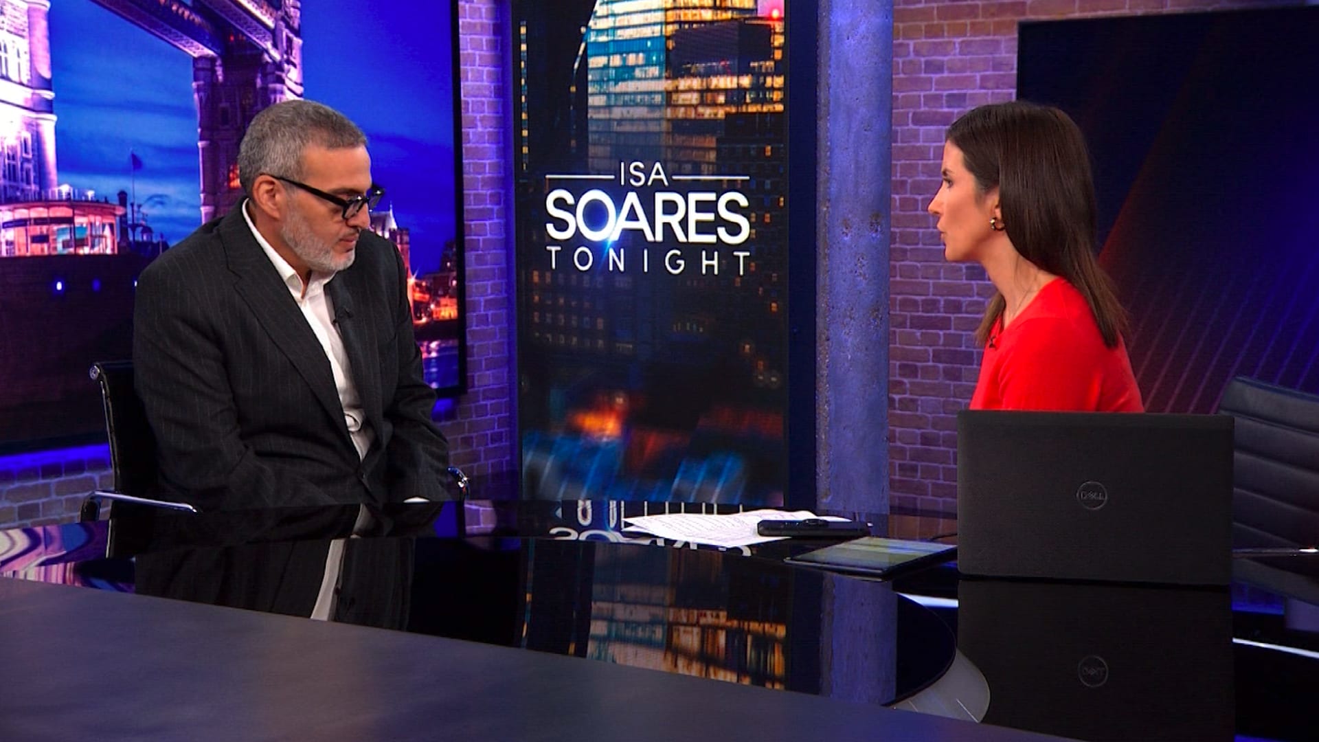 شاهد تأثر الطبيب غسان أبو ستة عندما روى تجربة عاشها مع طفل من غزة قبل موته