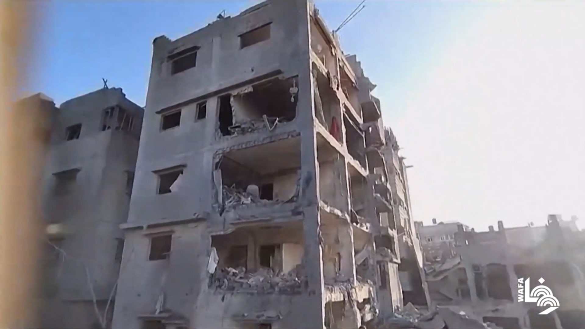 إسرائيل تشن سلسلة غارات مدمرة على شمال غزة وأنباء عن عشرات القتلى 1 إسرائيل تشن سلسلة غارات مدمرة على شمال غزة وأنباء عن عشرات القتلى