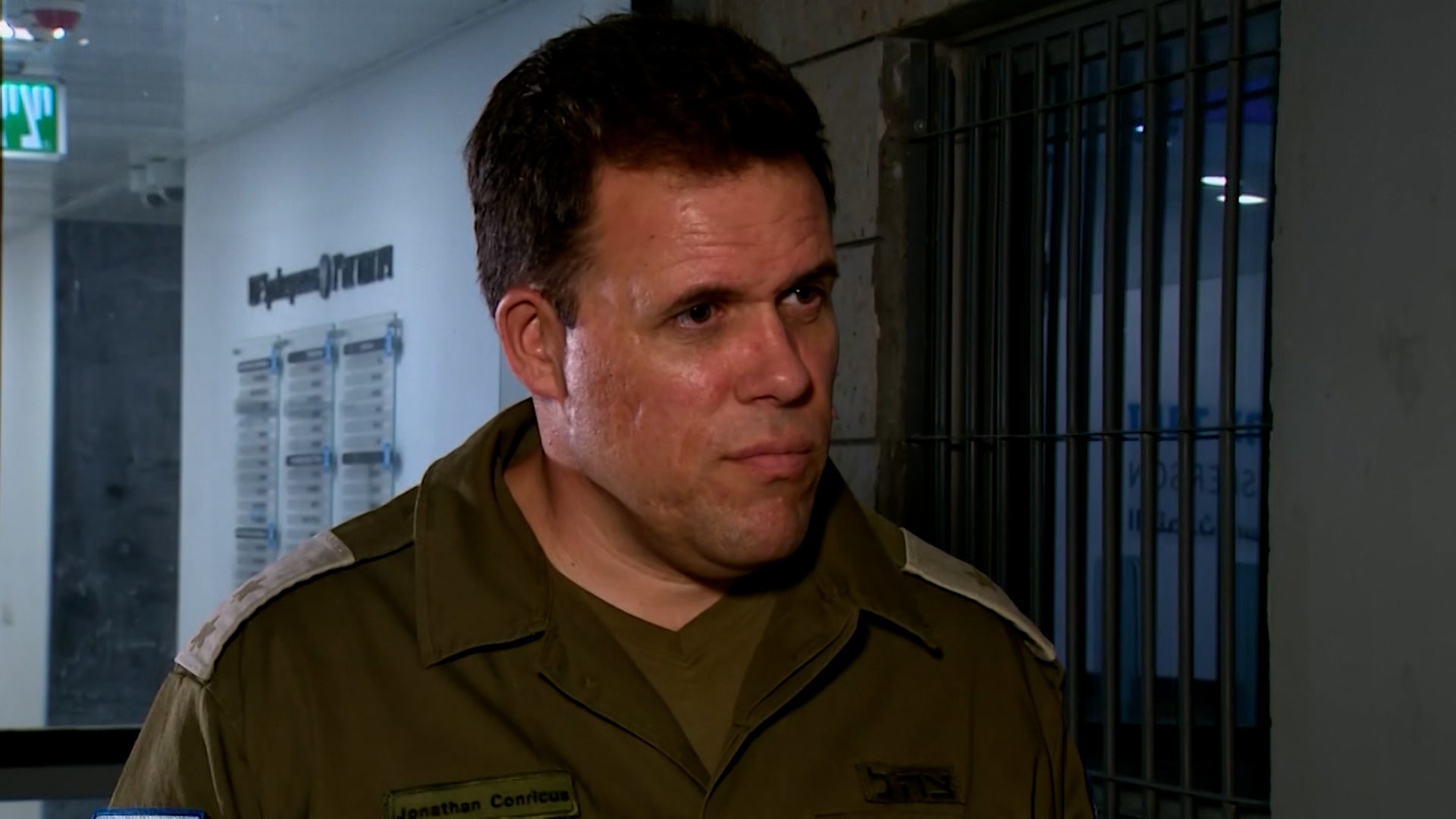 بعد تصريحاته لـCNN.. متحدث باسم الجيش الإسرائيلي: كان علي اختيار كلماتي بعناية أكبر 1 بعد تصريحاته لـCNN.. متحدث باسم الجيش الإسرائيلي: كان علي اختيار كلماتي بعناية أكبر