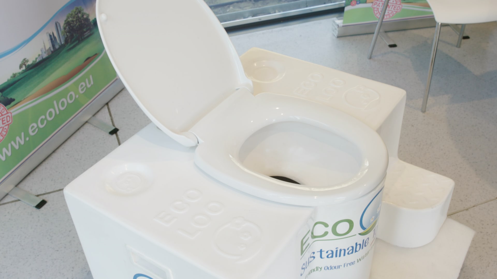 مرحاض صديق للبيئة.. شركة تستعرض حلا "مضادا للتصريف" في "كوب 28" 1 مرحاض صديق للبيئة.. شركة تستعرض حلا "مضادا للتصريف" في "كوب 28"