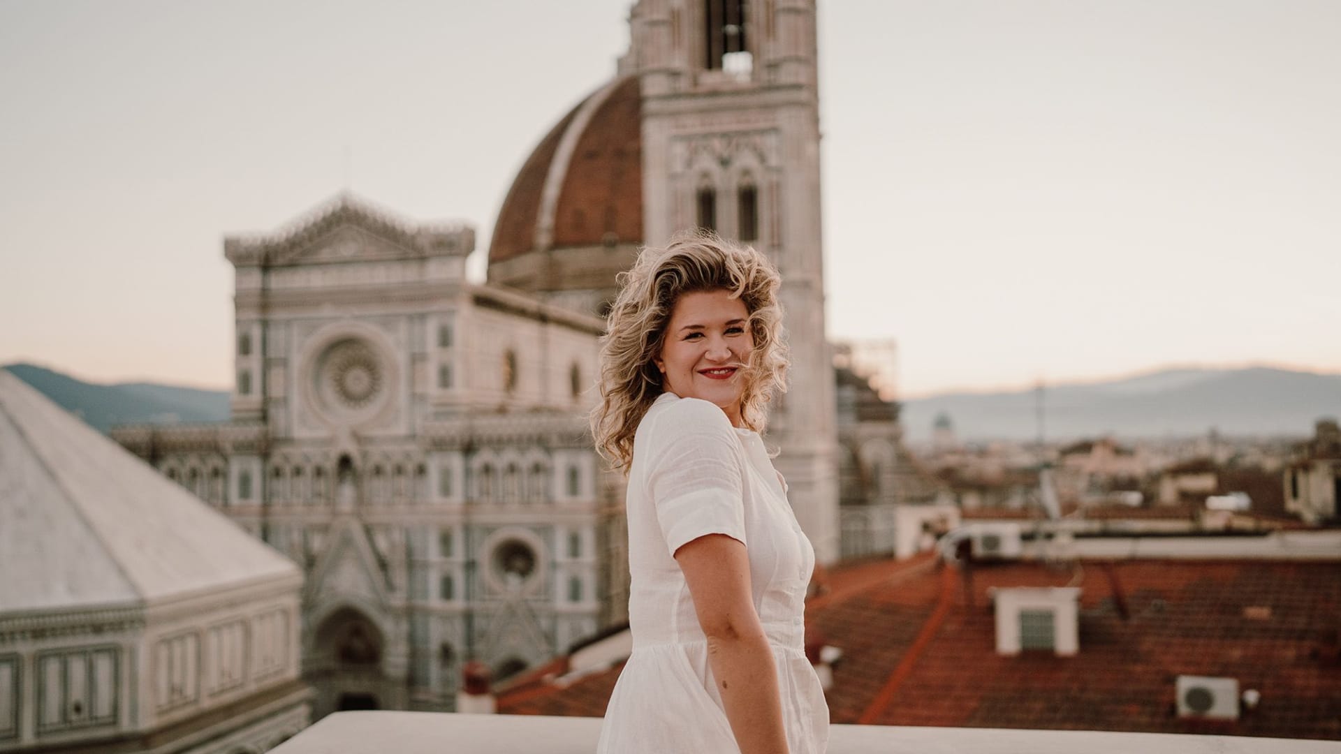 مؤثرون أمريكيون على تيك توك: الحلم الأمريكي يتمثل بالعيش خارج أمريكا"! 1 مؤثرون أمريكيون على تيك توك: الحلم الأمريكي يتمثل بالعيش خارج أمريكا"!