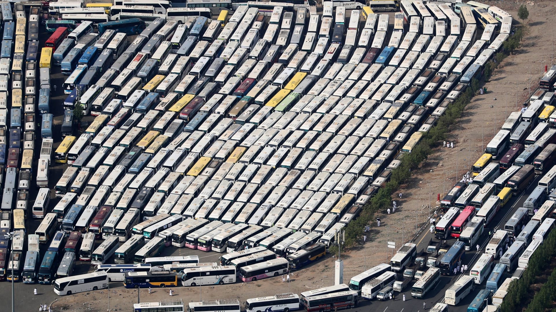 السعودية.. تفعيل مبادرات تسمح بركوب "السكوتر" والدراجات الهوائية داخل مكة والمشاعر المقدسة 2 السعودية.. تفعيل مبادرات تسمح بركوب "السكوتر" والدراجات الهوائية داخل مكة والمشاعر المقدسة