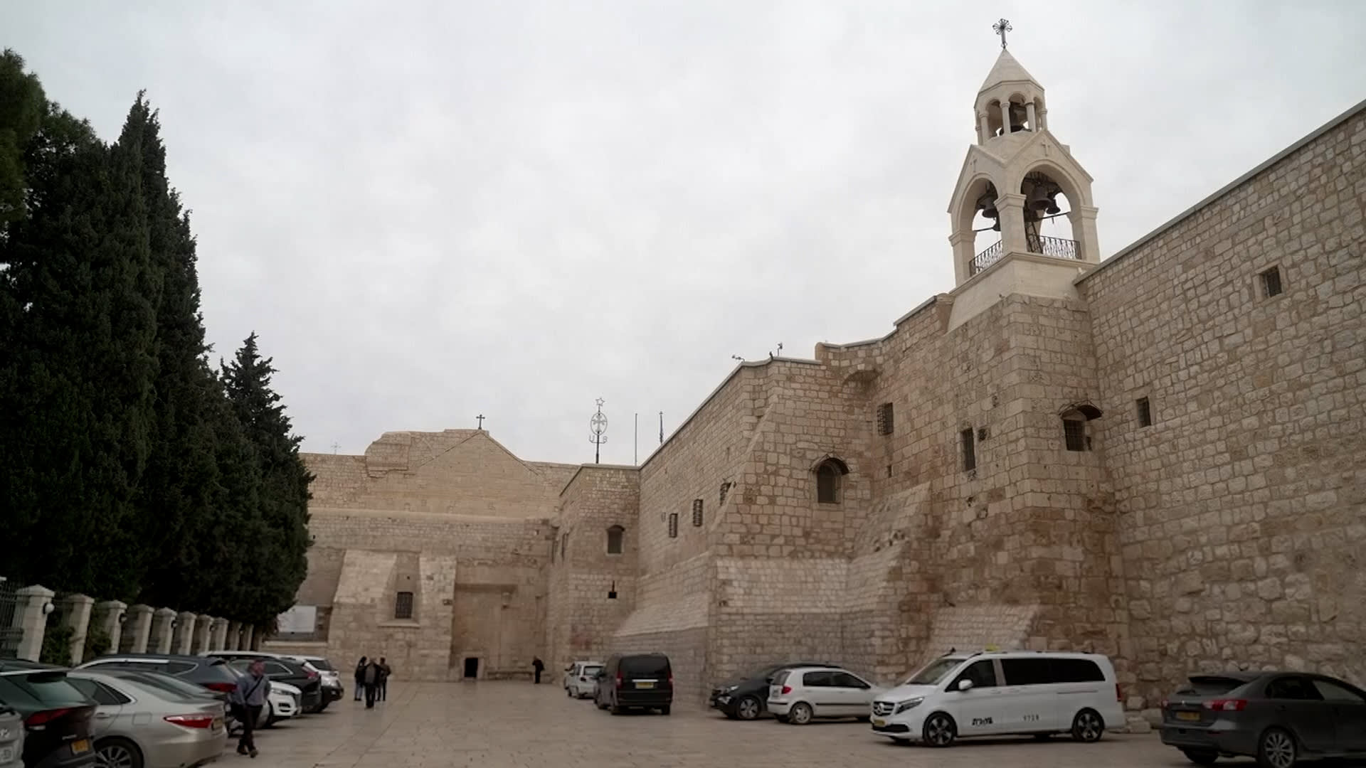 إلغاء احتفالات عيد الميلاد في بيت لحم.. وكاهن كنيسة المهد لمراسل CNN: لم أرها فارغة هكذا من قبل