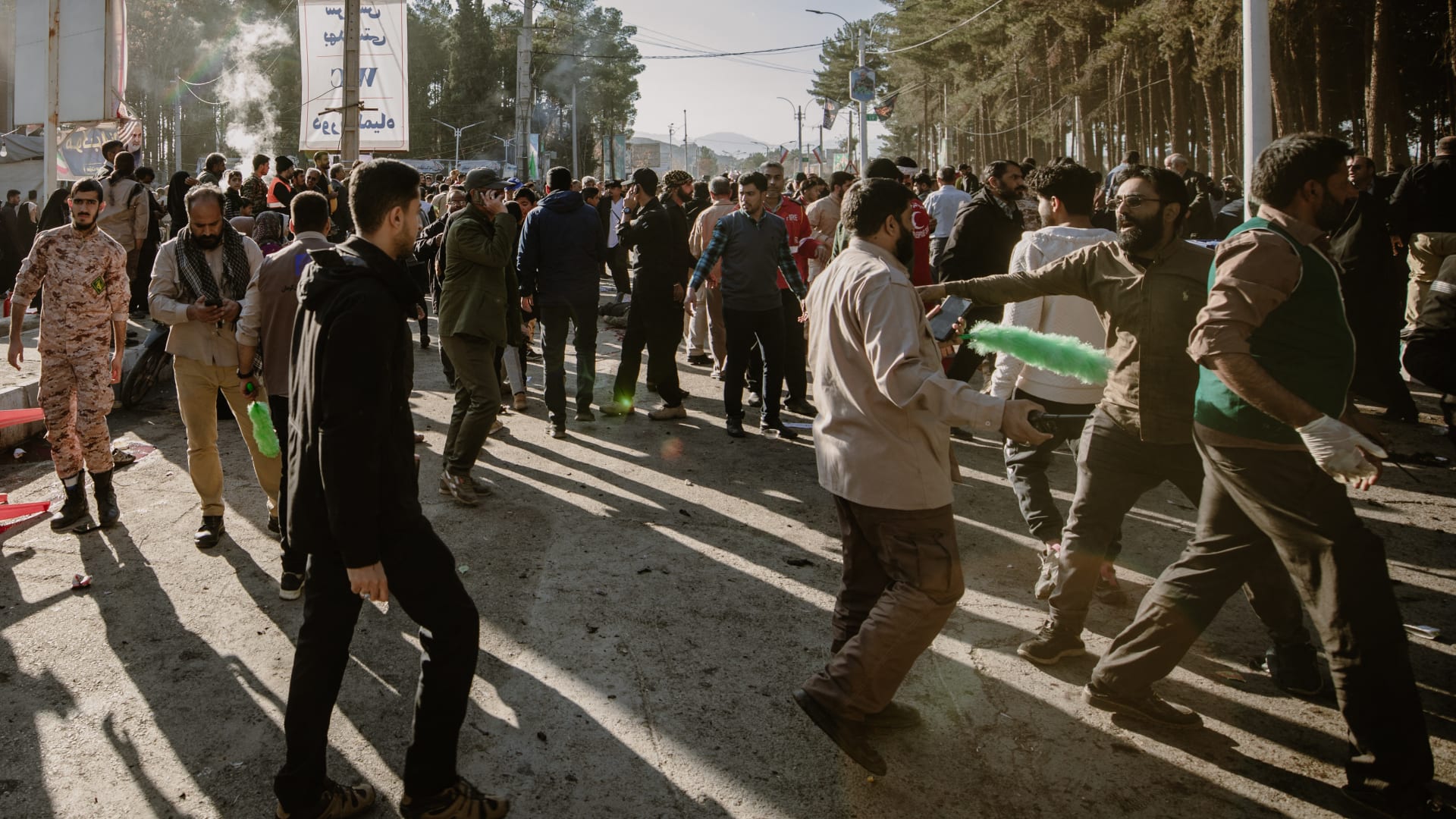 "داعش" يعلن مسؤوليته عن تفجيري إيران قرب ضريح قاسم سليماني