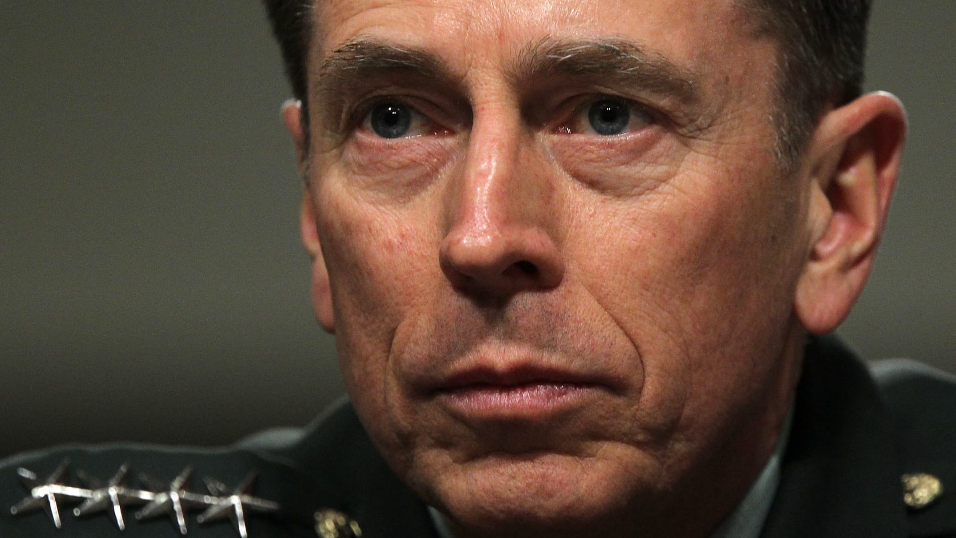 "إزالة وإمساك وبناء".. مدير CIA الأسبق يقترح خطة لغزة "ما بعد الصراع"