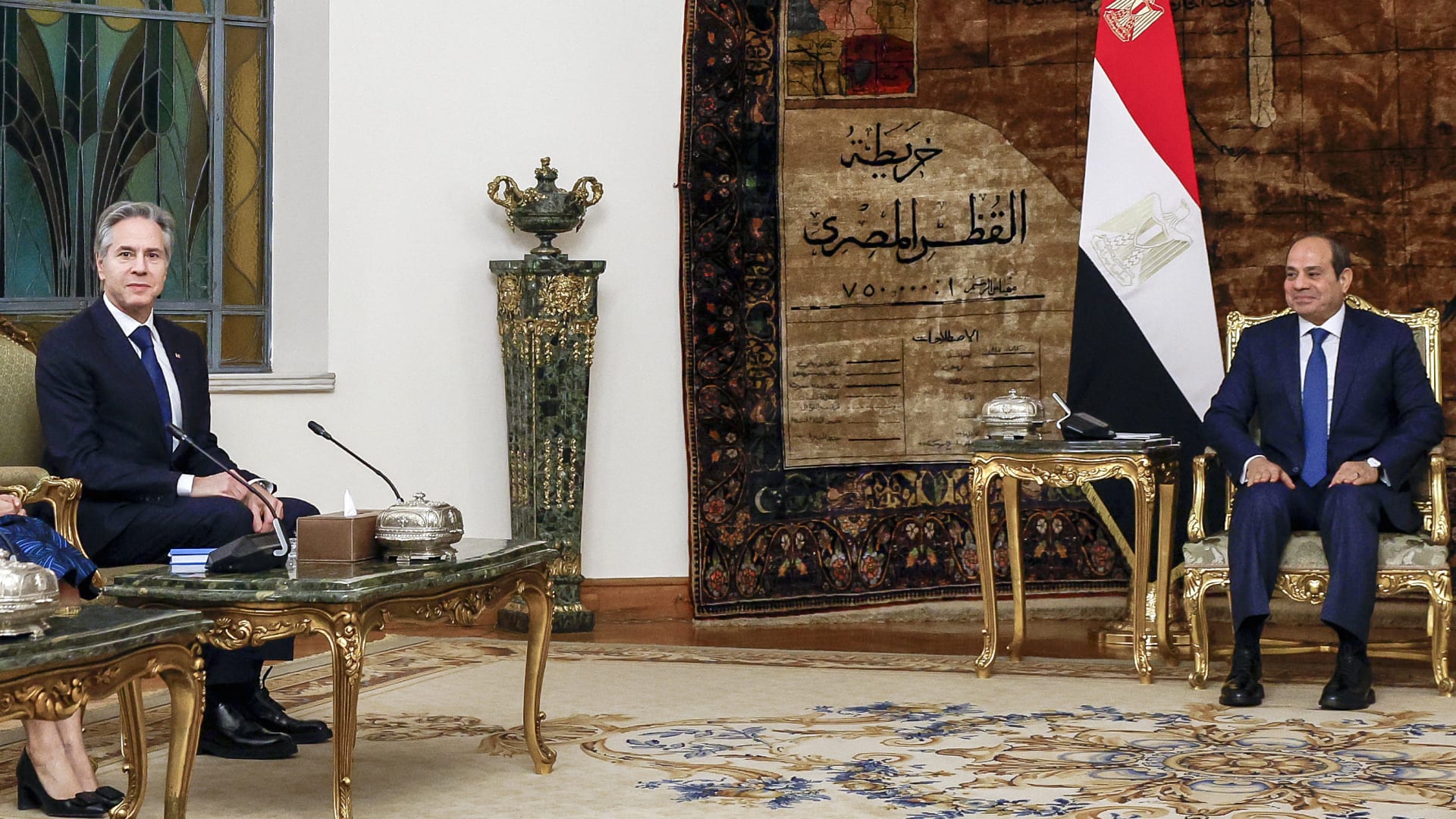 السيسي يستقبل بلينكن بحضور عباس كامل.. وهذا ما أكده الاجتماع حول غزة