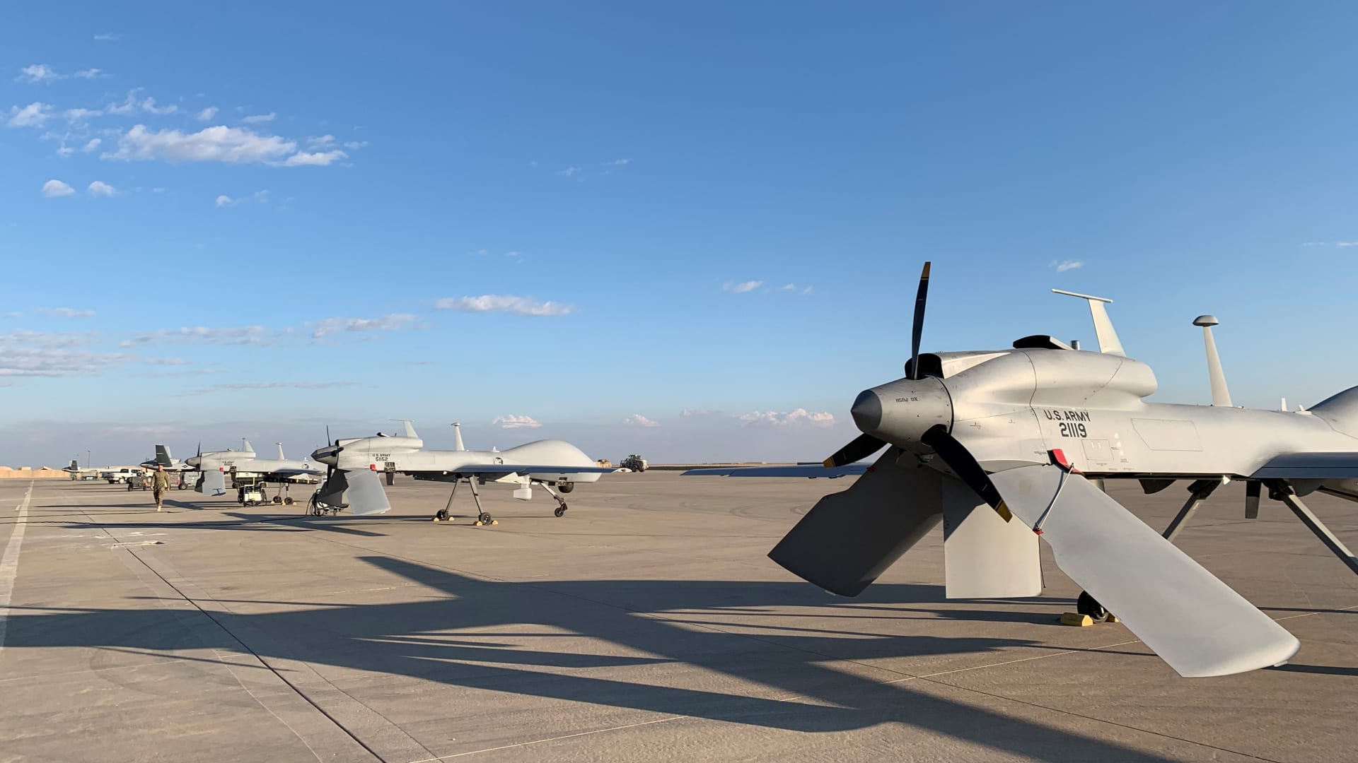 مسؤول أمريكي: إصابة جنود أمريكيين في قصف على قاعدة الأسد في العراق