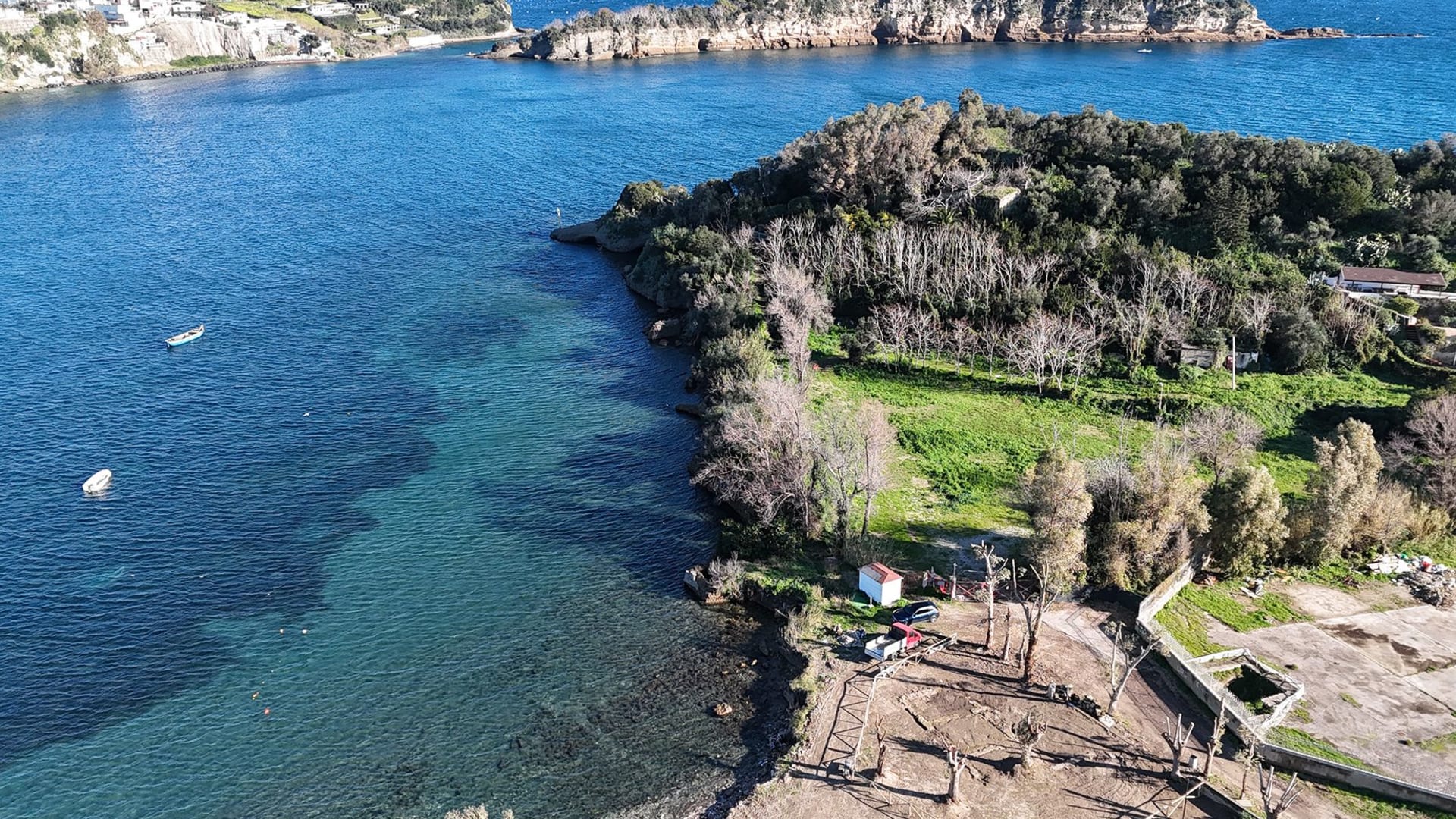 بالصدفة..اكتشاف بقايا منزل شاطئي عمره 2000 عام بإيطاليا