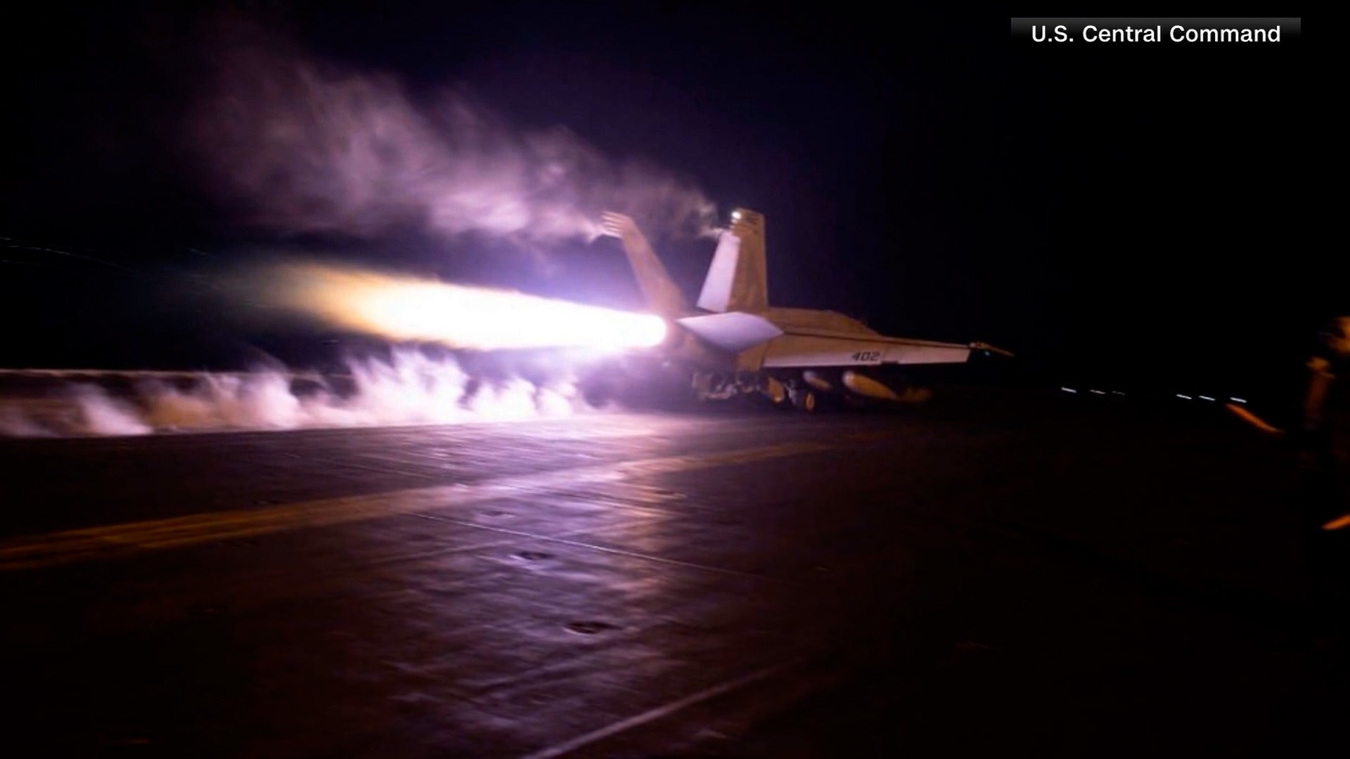 "ناجحة وحققت المطلوب".. أمريكا تشن هجمات على 8 مواقع مختلفة للحوثيين باليمن