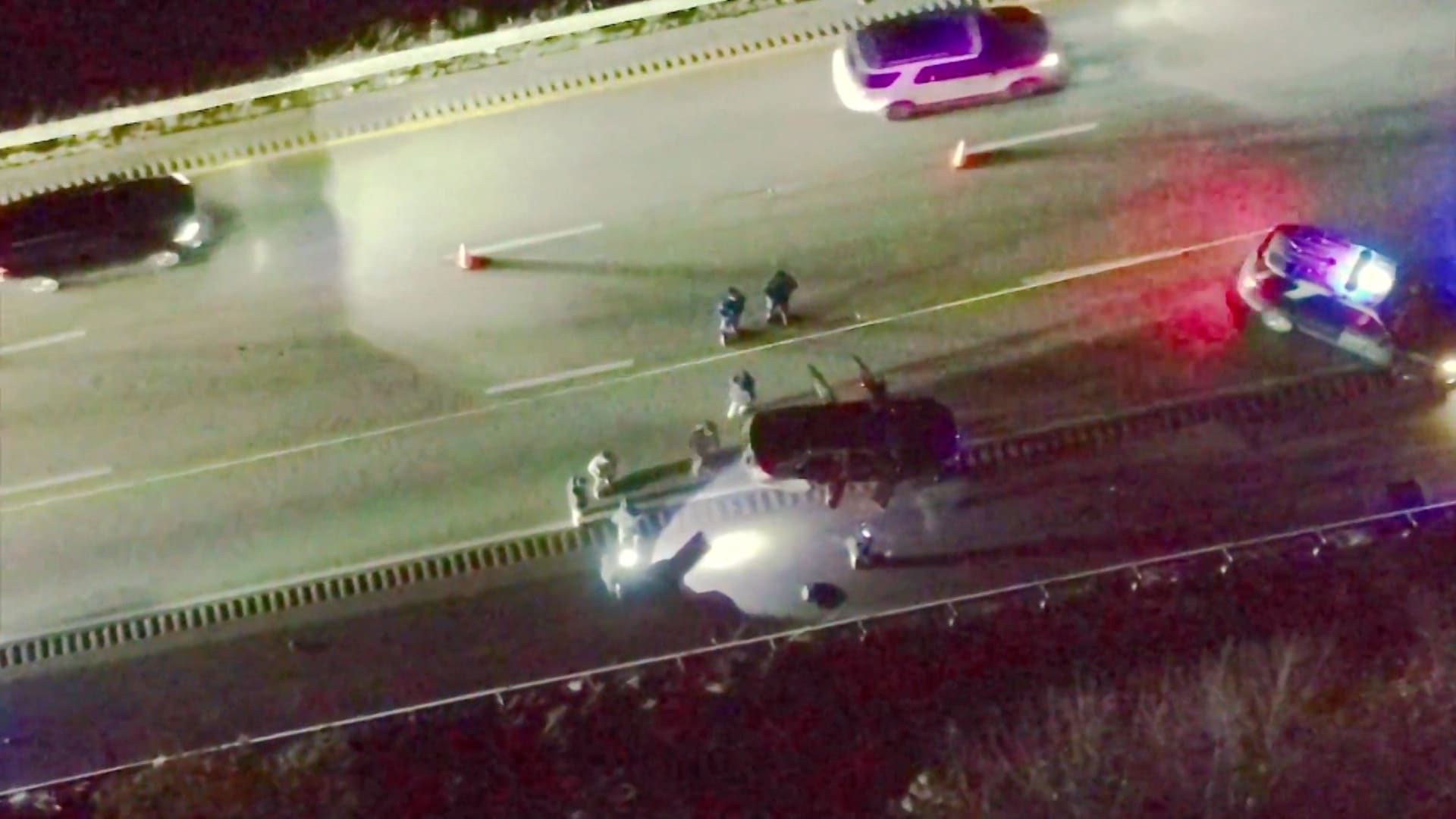 أطلق النار عليه في الطريق وتسبب بوفاته.. مقتل رجل بعد تسابق سيارتين بأمريكا