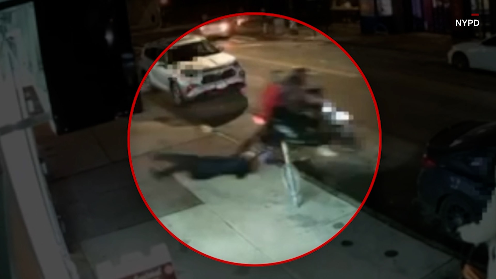 "جزء من شبكة إجرامية".. شاهد لصًا بدراجة نارية يجر ضحيته بعد السطو عليها بأمريكا 1 "جزء من شبكة إجرامية".. شاهد لصًا بدراجة نارية يجر ضحيته بعد السطو عليها بأمريكا