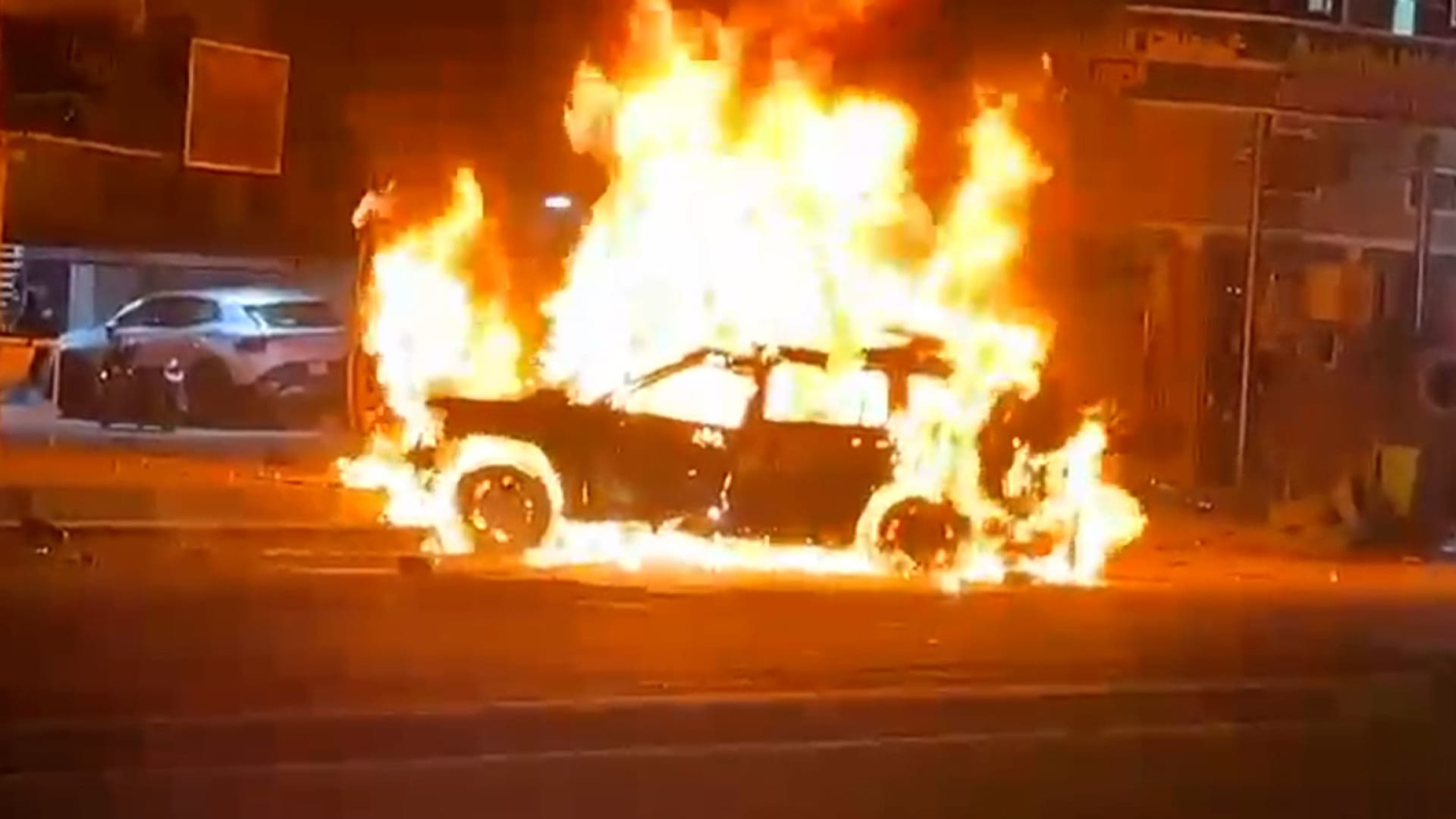 "دقيقة للغاية".. جنرال متقاعد يعلق على الضربة الأمريكية التي استهدفت قياديًا بـ"كتائب حزب الله" ببغداد