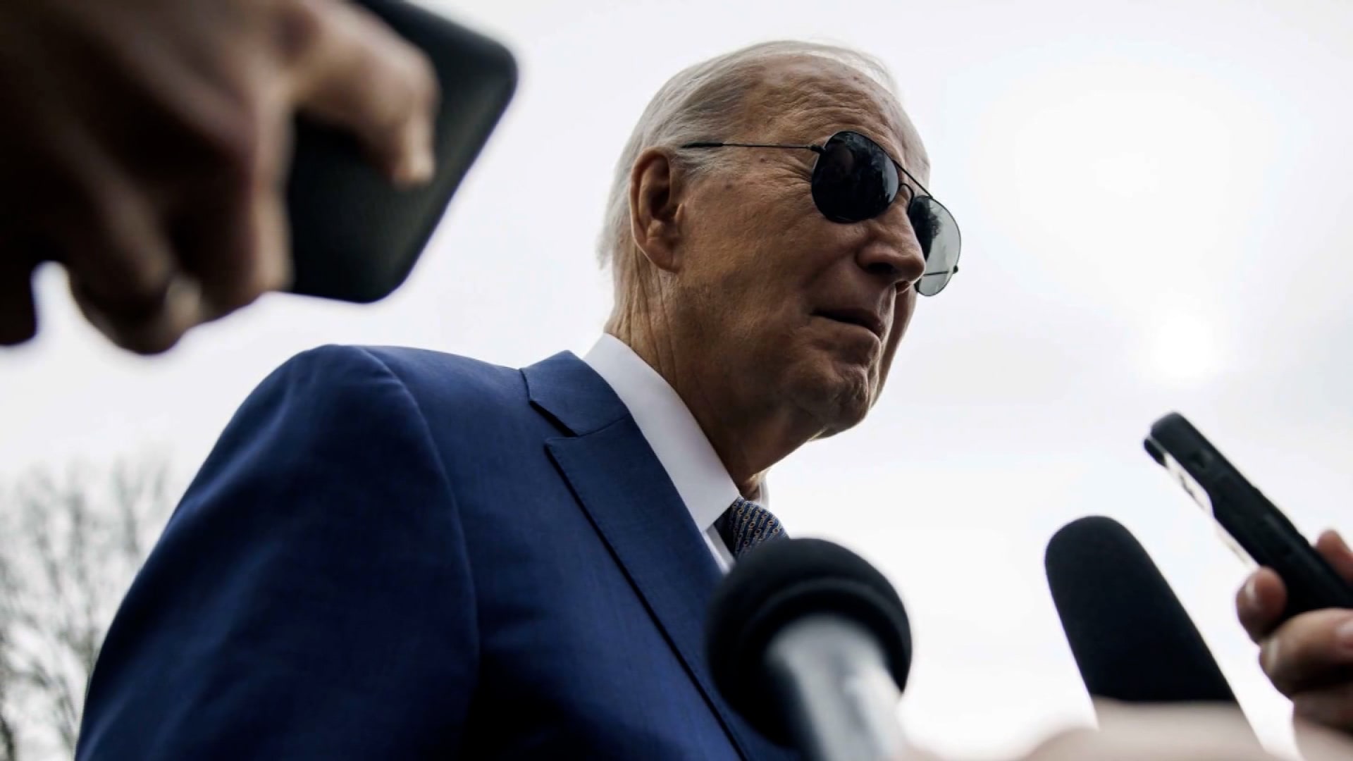 بايدن "مُحبط" وقلق أمريكي.. تقارير تشير إلى مقتل قرابة 100 بعملية تحرير رهينتين إسرائيليين