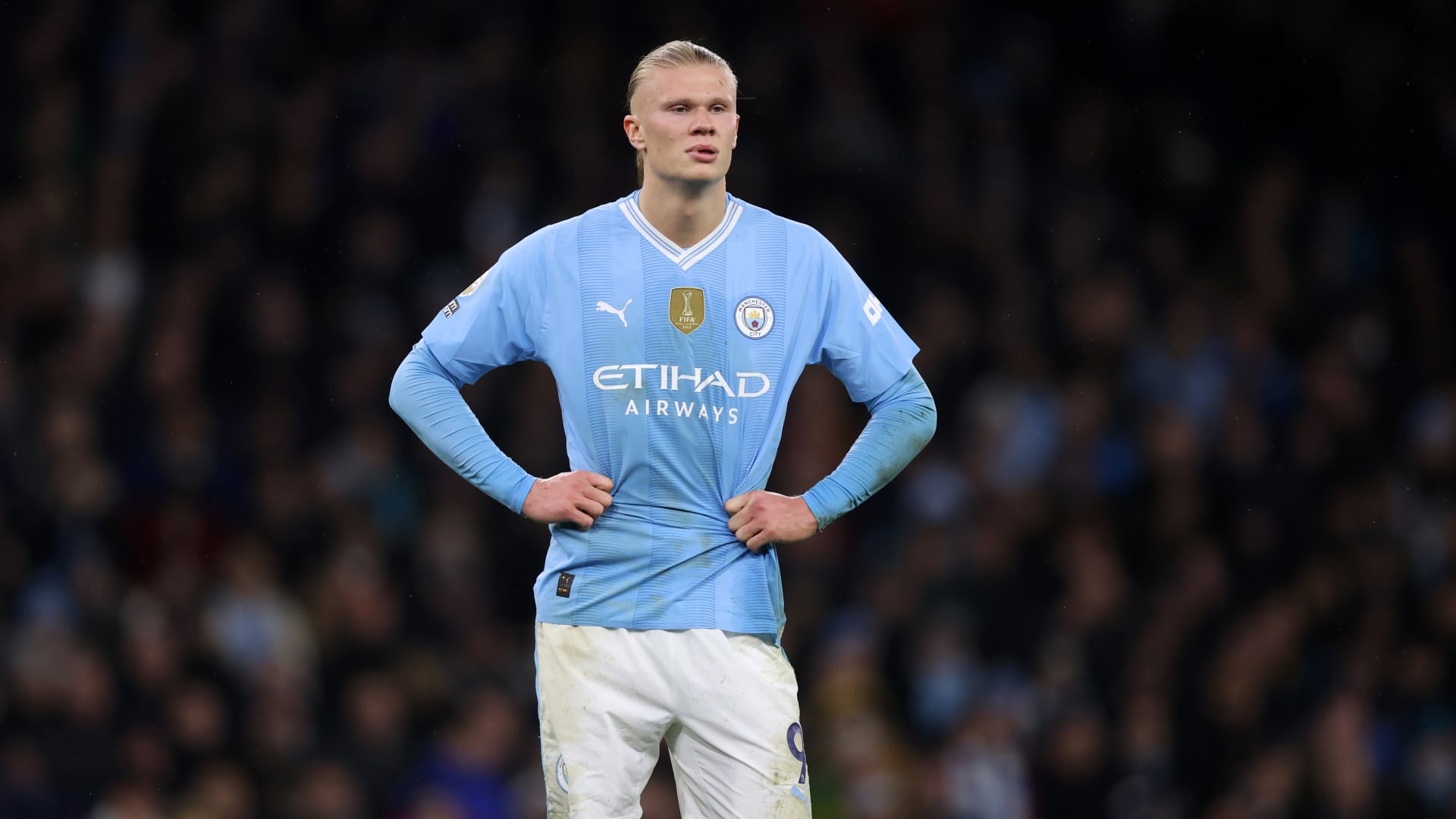 إيرلينغ هالاند ينفعل غضباً خلال مباراة بالدوري الإنجليزي لهذا السبب