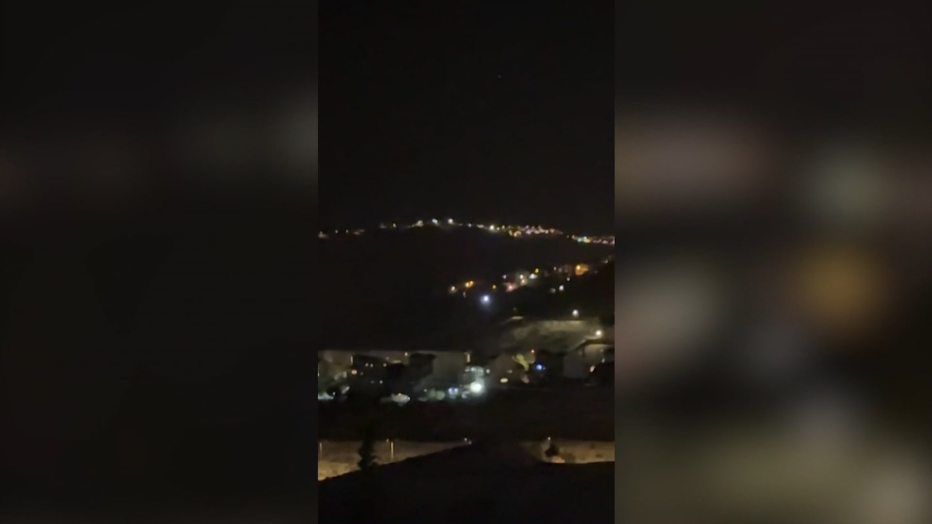 شاهد لحظة سقوط صاروخ أطلقه حزب الله قرب القدس