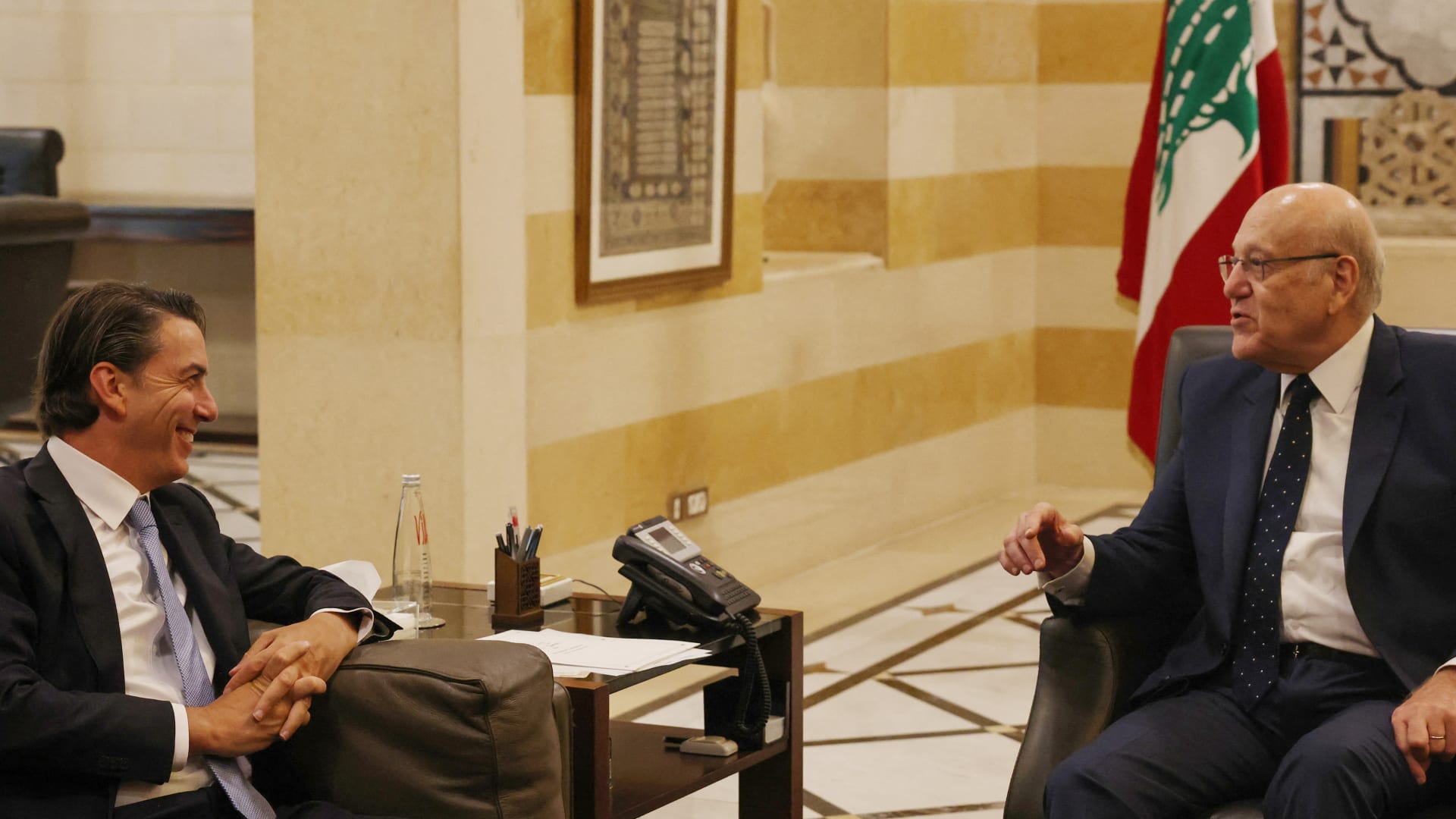 "مناقشات موسعة" في بيروت حول اقتراح أمريكي لوقف إطلاق النار