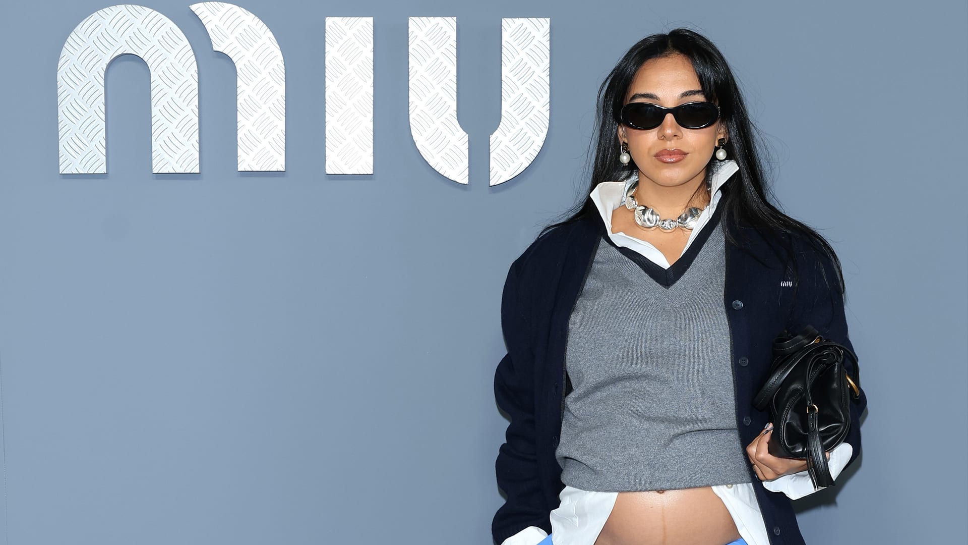 أم صوفيا سلمى أبو ضيف تنجب طفلتها الأولى