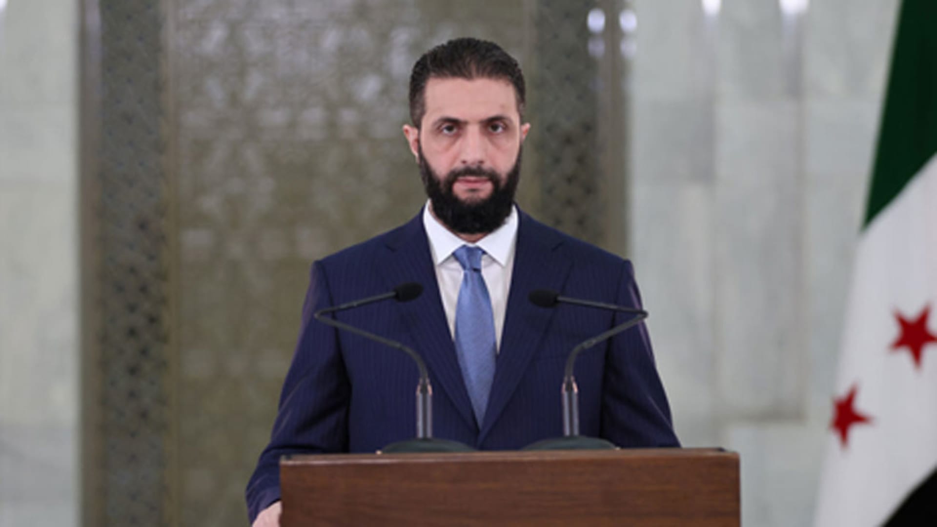 بعد لقاء ترامب.. أحمد الشرع وتصريح "صدق محمد بن سلمان" وما فعله محمد بن زايد وأردوغان يشعل تفاعلا