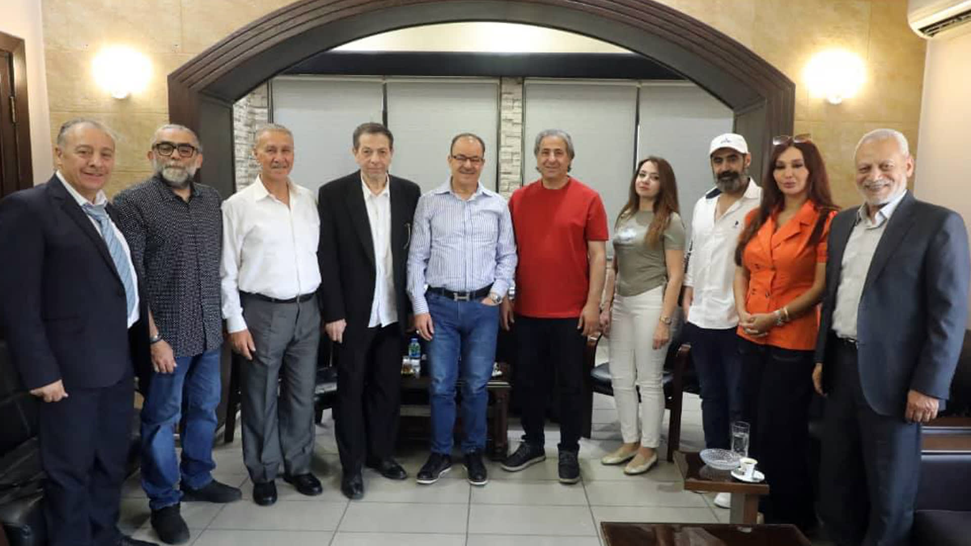 الصراع في نقابة الفنانين السوريين يسفر عن مجلس مركزي جديد بدون نور مهنا
