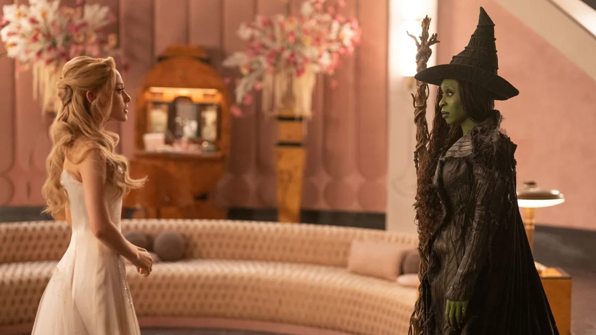 لمحة عن فيلم "Wicked: For Good".. هذا ما كشفه الإعلان الترويجي