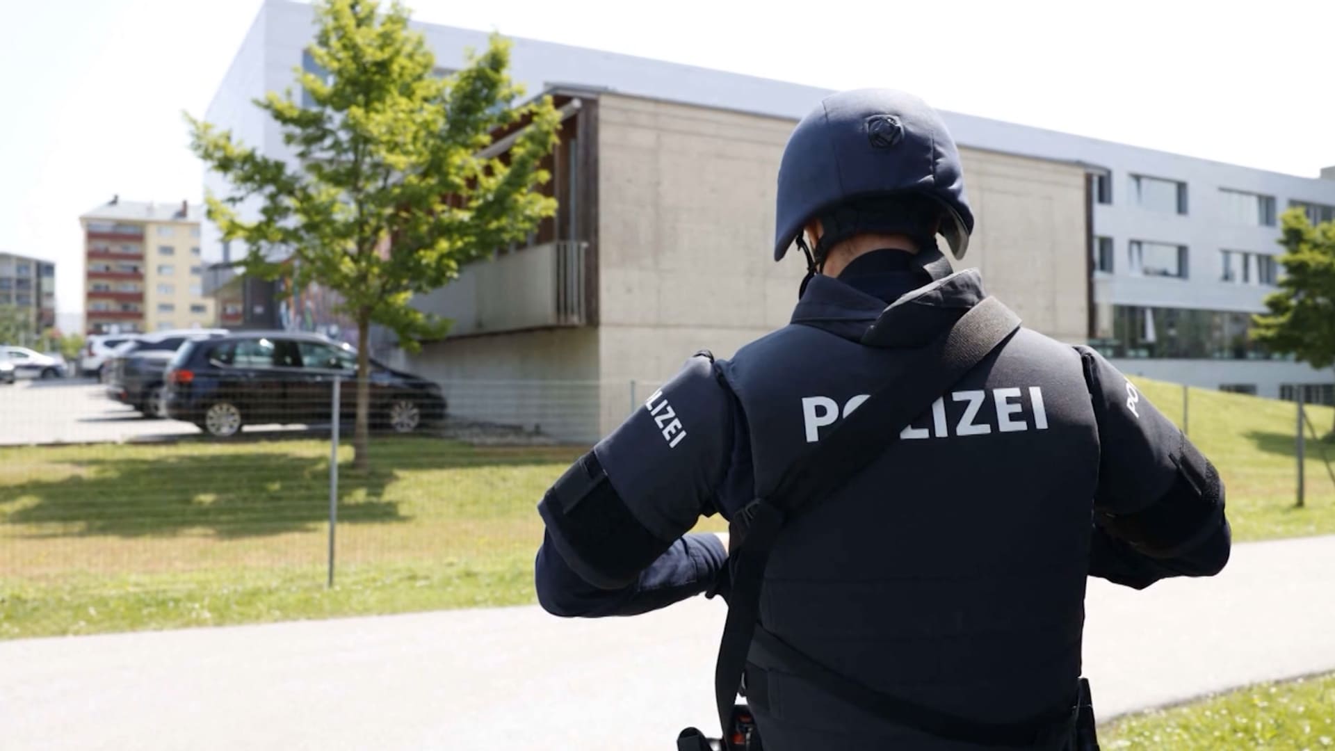 الأسوأ في تاريخ البلاد.. قتلى في حادث إطلاق نار داخل مدرسة بالنمسا