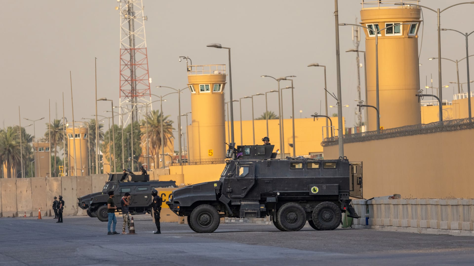 البيت الأبيض يعلق لـCNN على قرار مغادرة الموظفين غير الأساسيين في سفارة أمريكا بالعراق