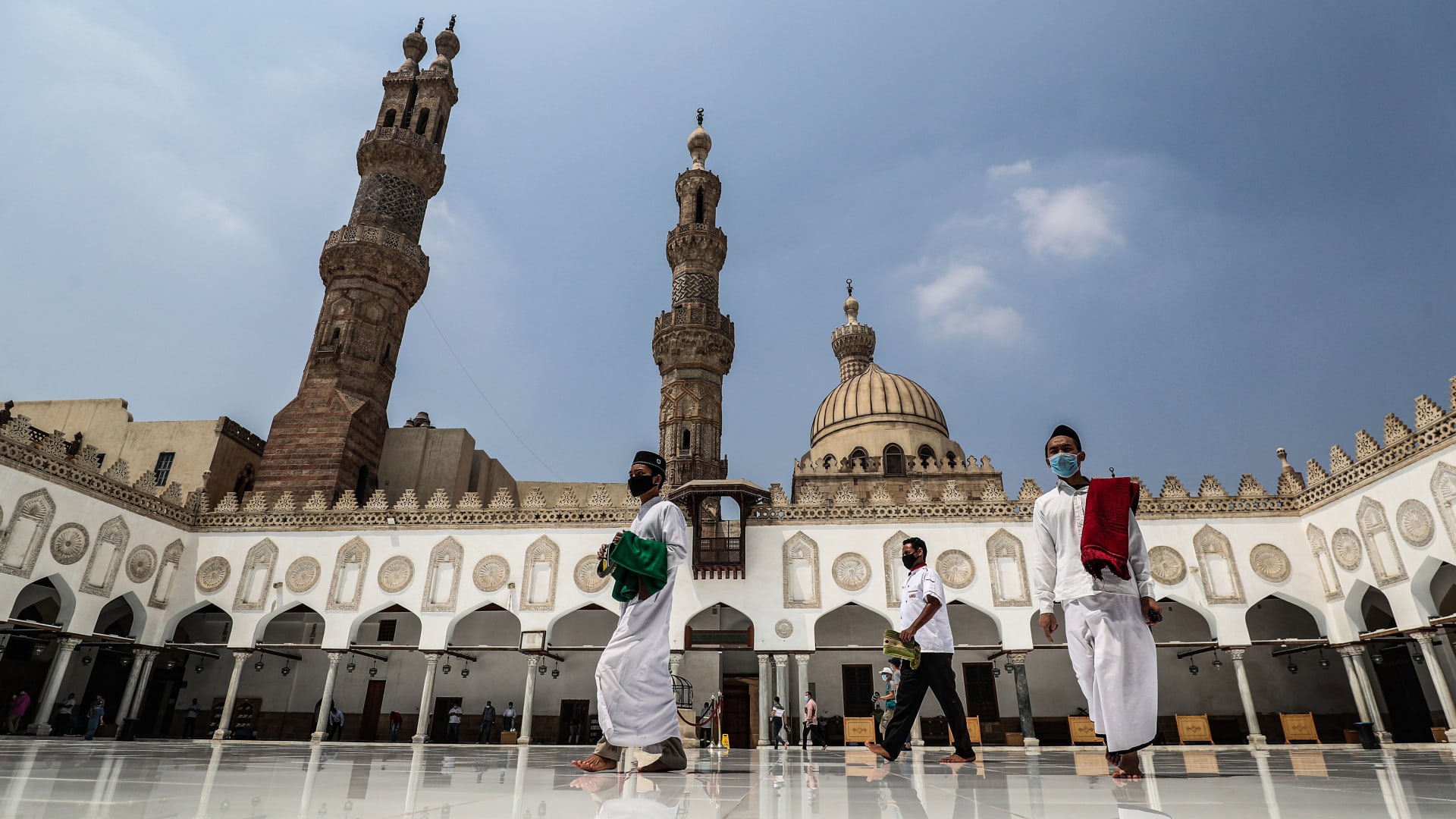 مصر.. الأزهر يثير تفاعلا ببيان عقّب فيه على الضربة الإسرائيلية بإيران