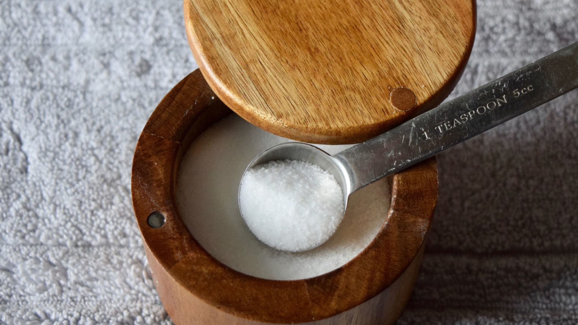 كيف ترتبط نسبة الأملاح في الجسم بارتفاع الضغط وأمراض أخرى؟